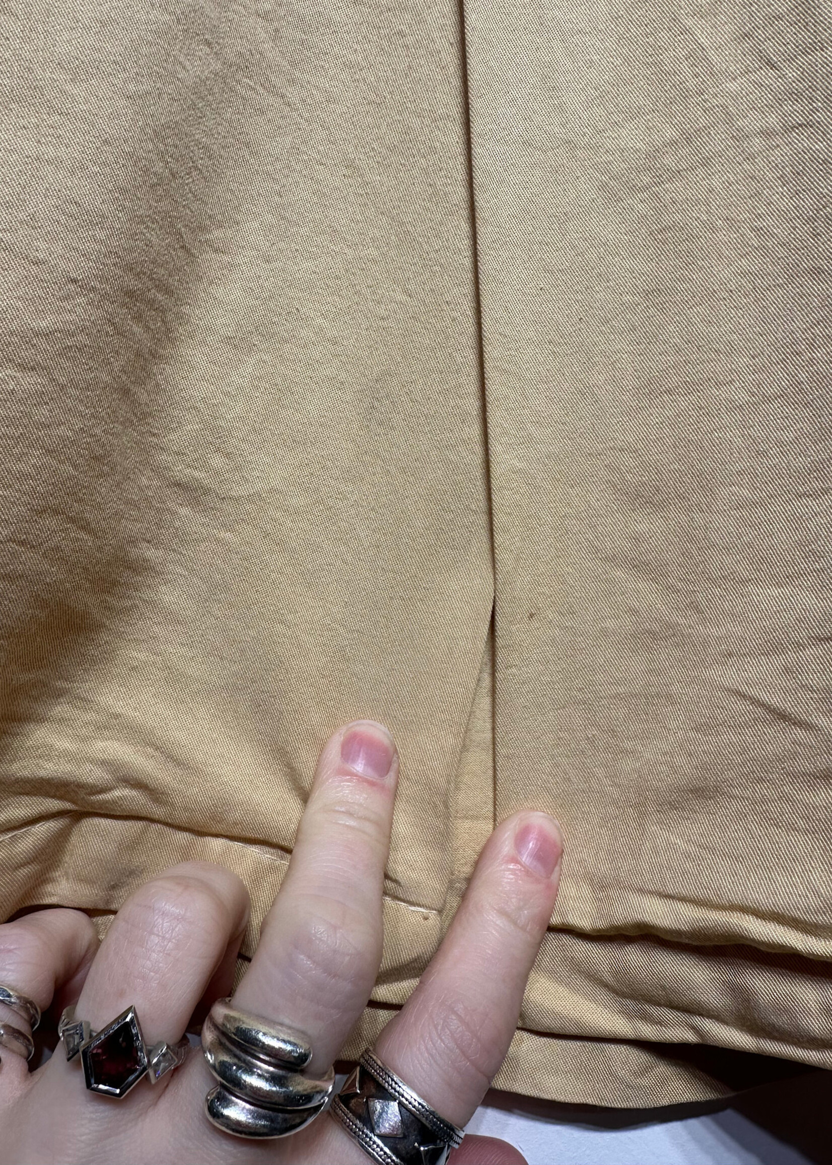 Bare Knuckles Yellow LS B/U M As Is