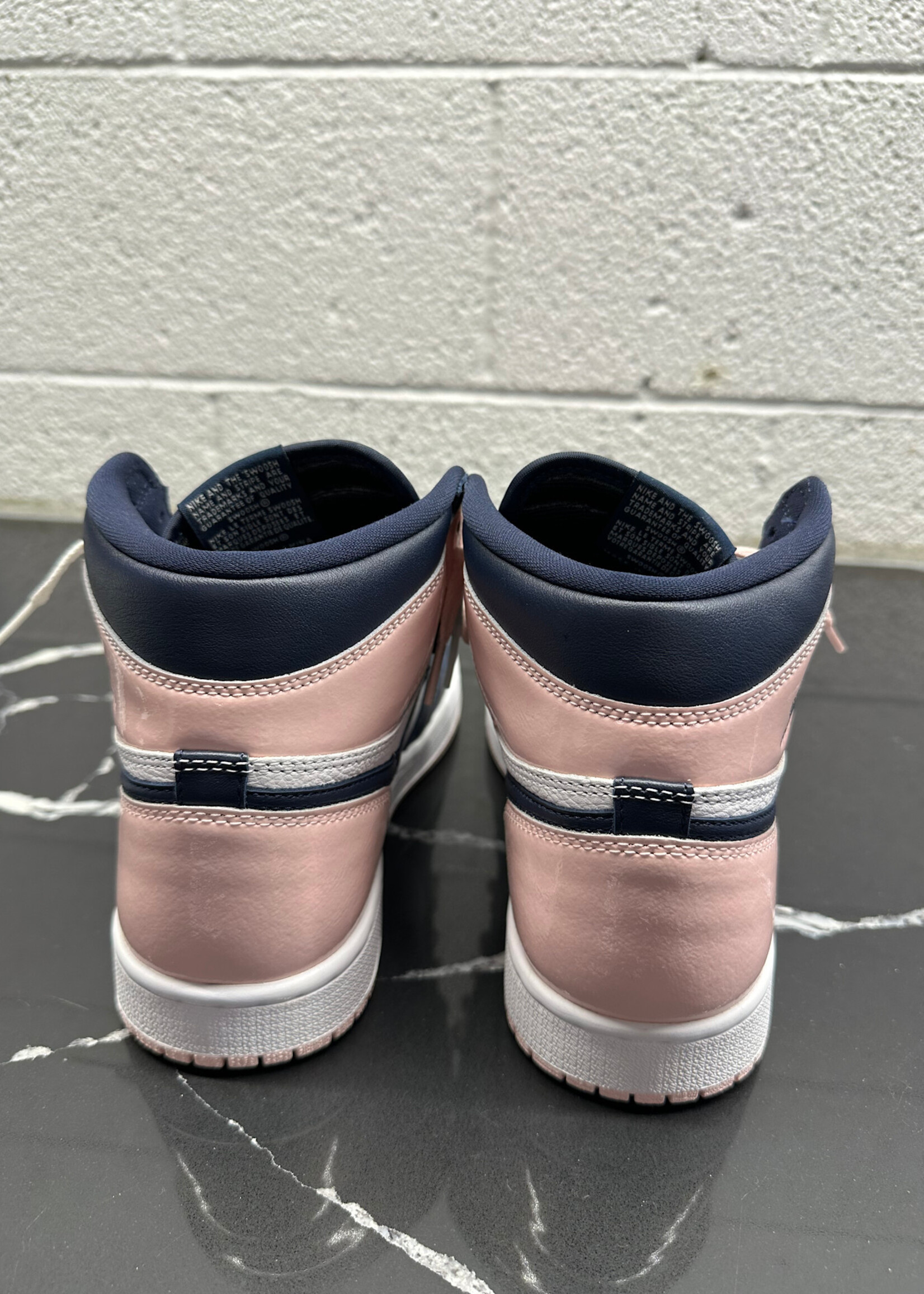 JORDAN 1 PINK NAVY SNEAKERS FEM 9.5/Masc 8