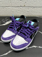 Nike SB Dunk Low 'Hayley Wilson' Fem 6