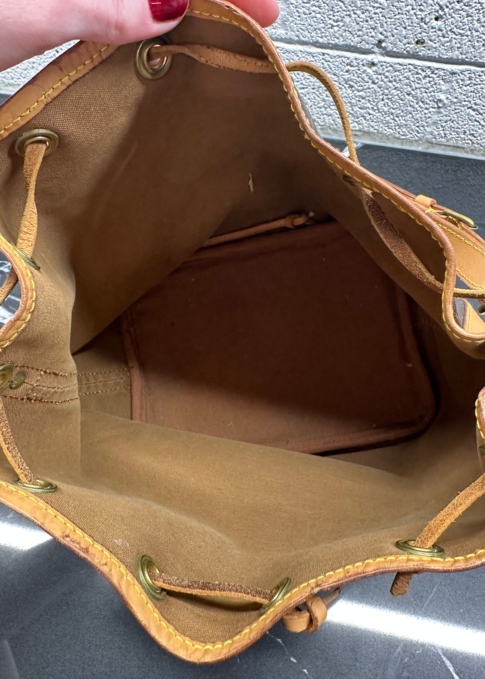 Louis Vuitton Petit Noe Tote As Is