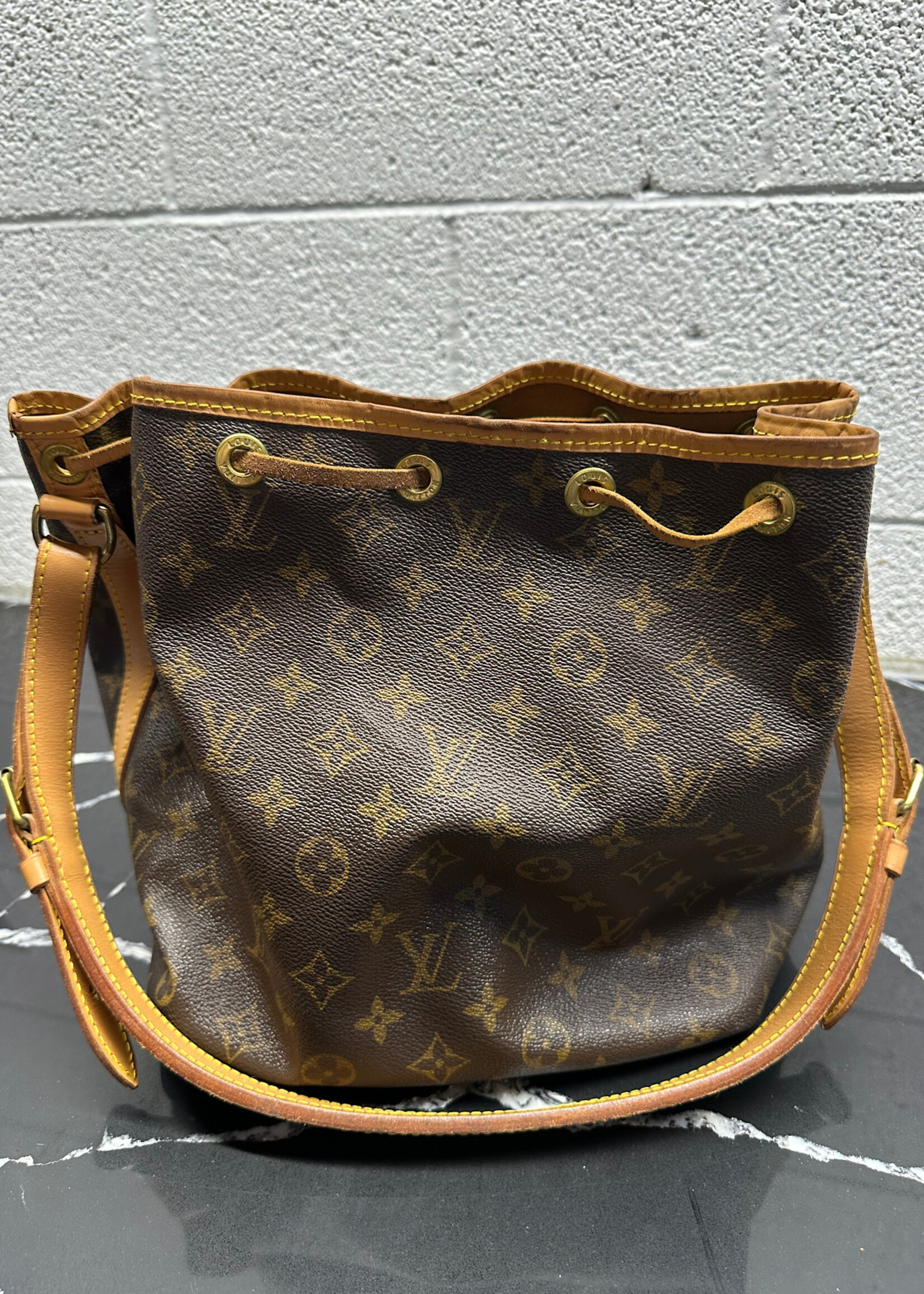 Louis Vuitton Petit Noe Tote As Is