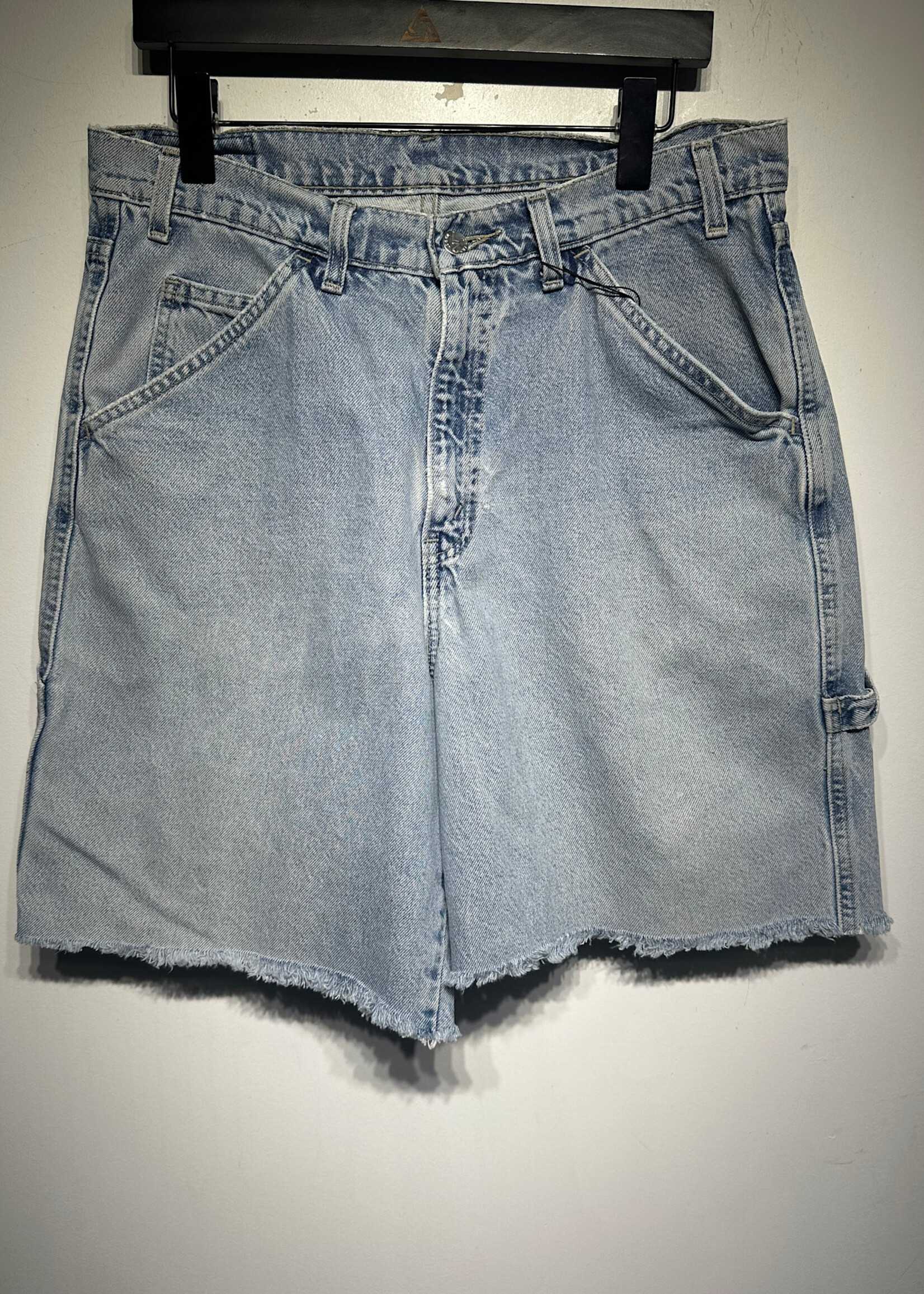 Vintage Levi's Light Wash Carpenter Jorts Masc 33