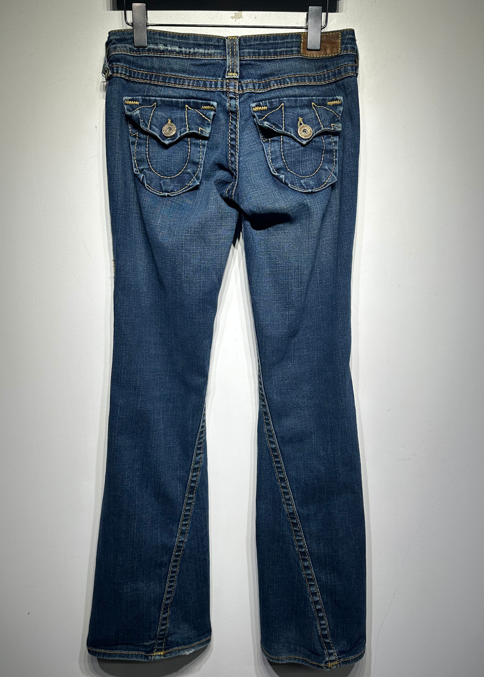 TRUE RELIGION SANDWASH FLARED JEANS 27