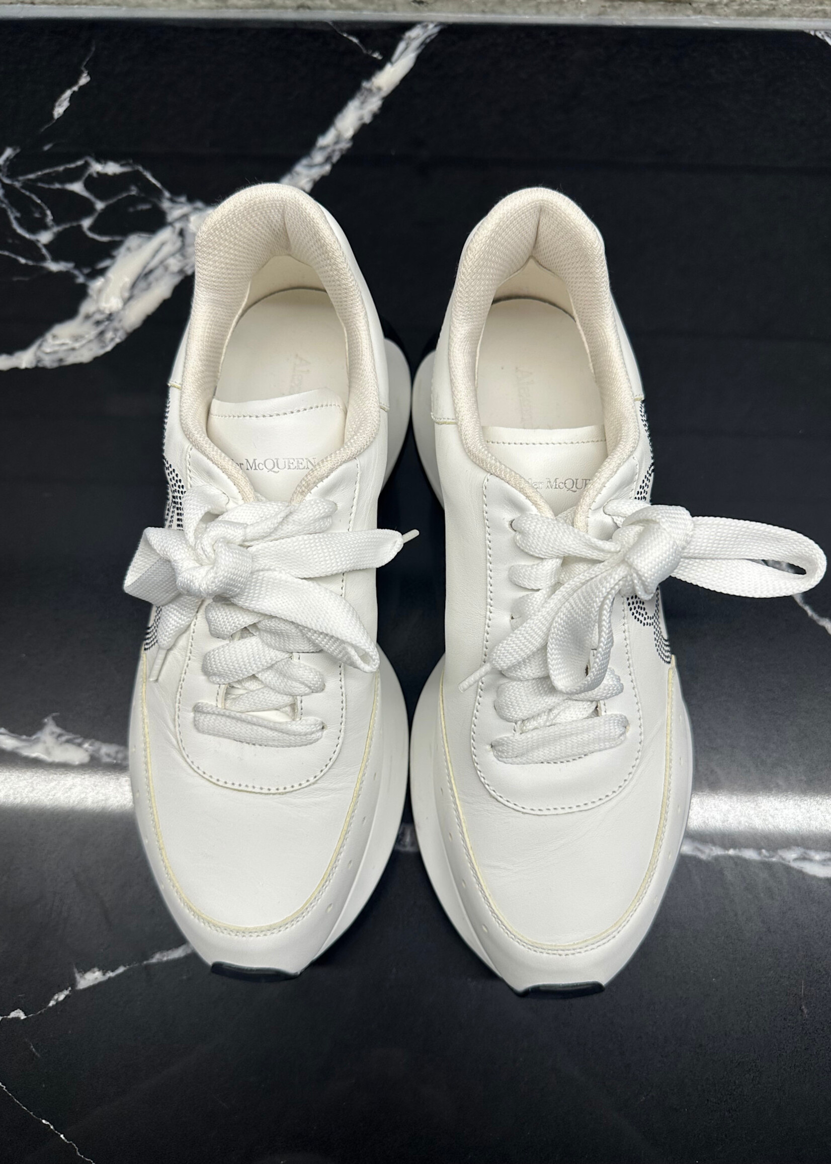 Alexander McQueen White Spirit Runner 38/8