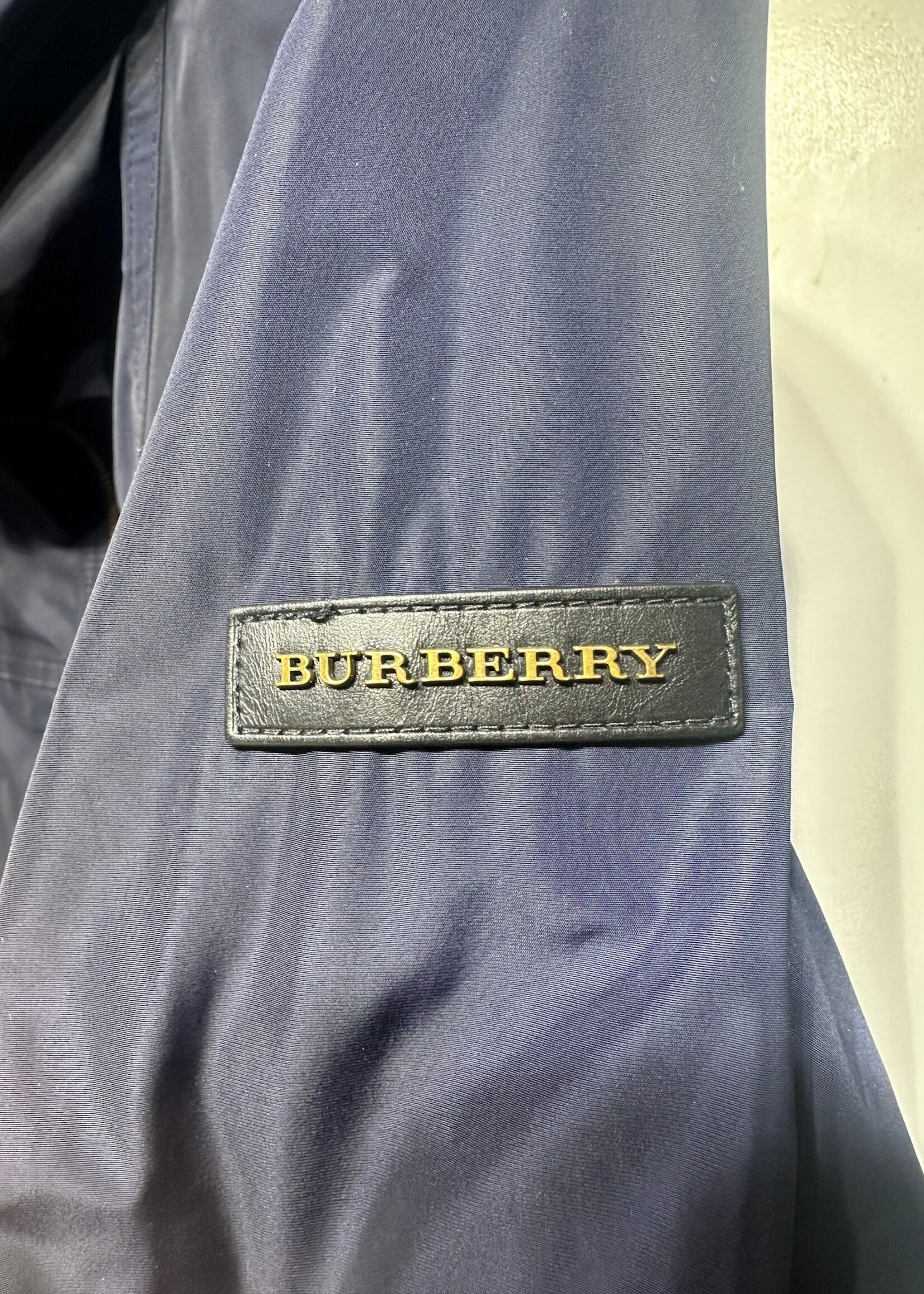 Burberry Navy Blue Hooded Windbreaker Masc XL