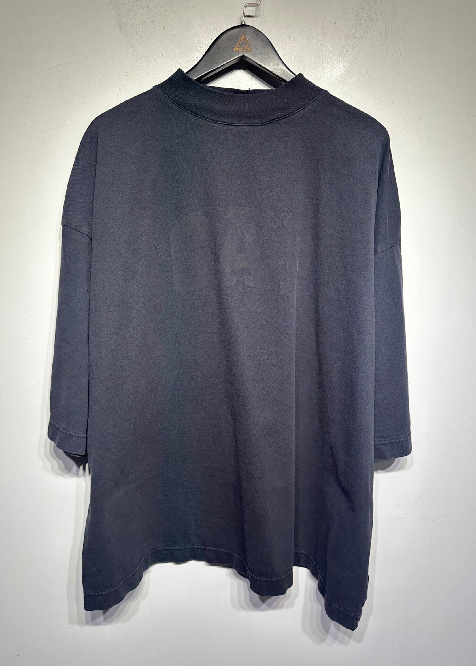 Yeezy Gap Dove Black Tee M (Fits XXL)