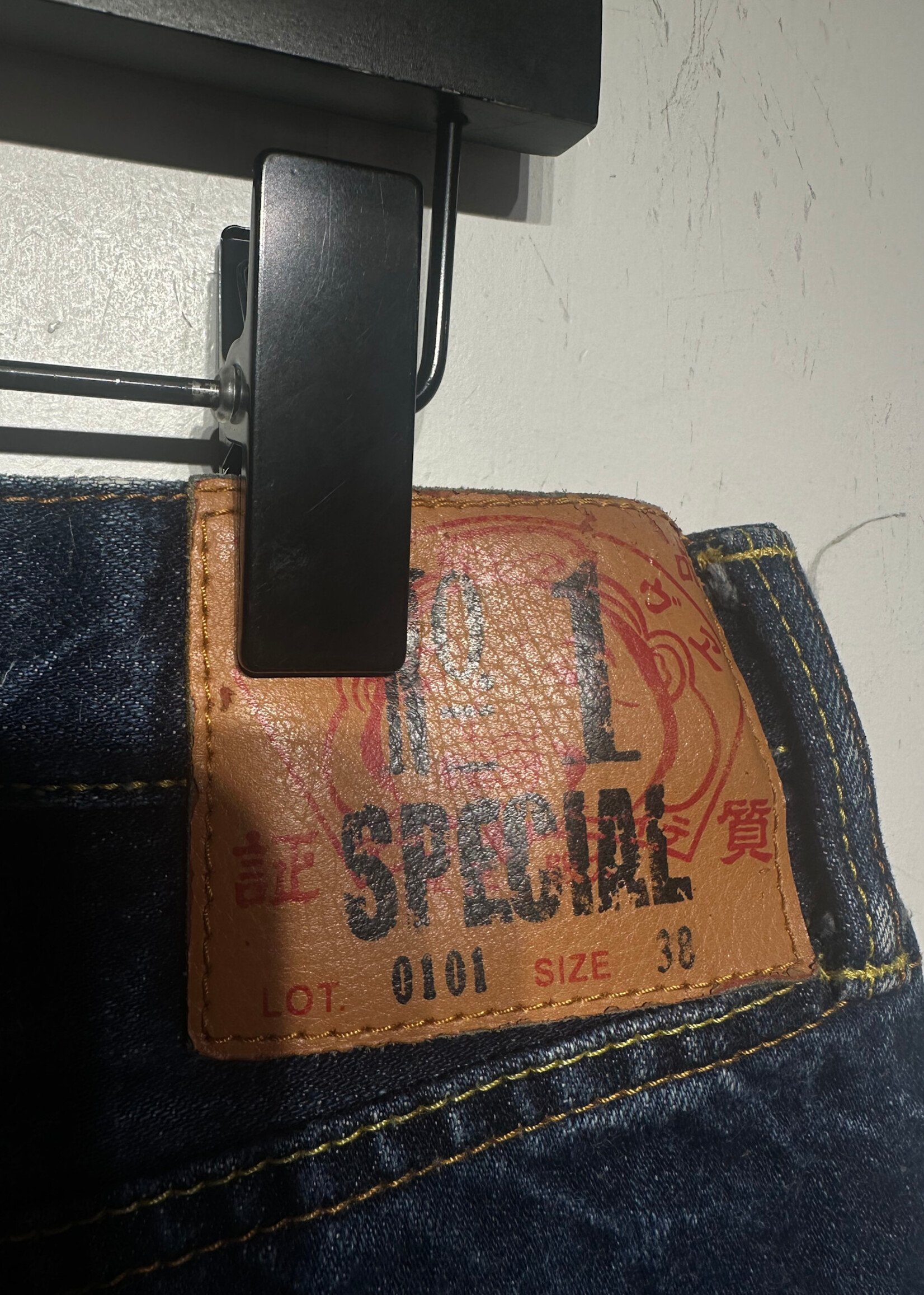 Evisu Selvedge Dark Wash Jeans Fits Masc 36