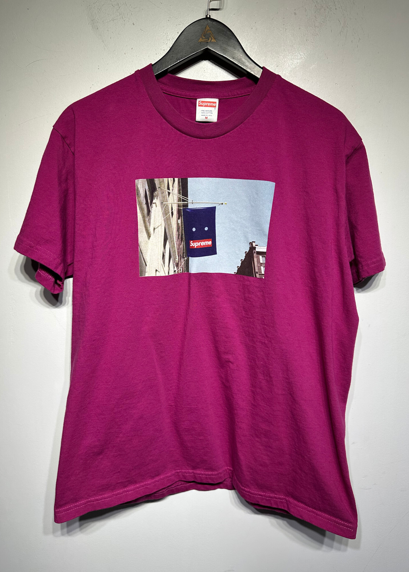 Supreme Magenta Flag Tee M