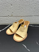 MIISTA BEIGE CIRCULAR HEEL 6