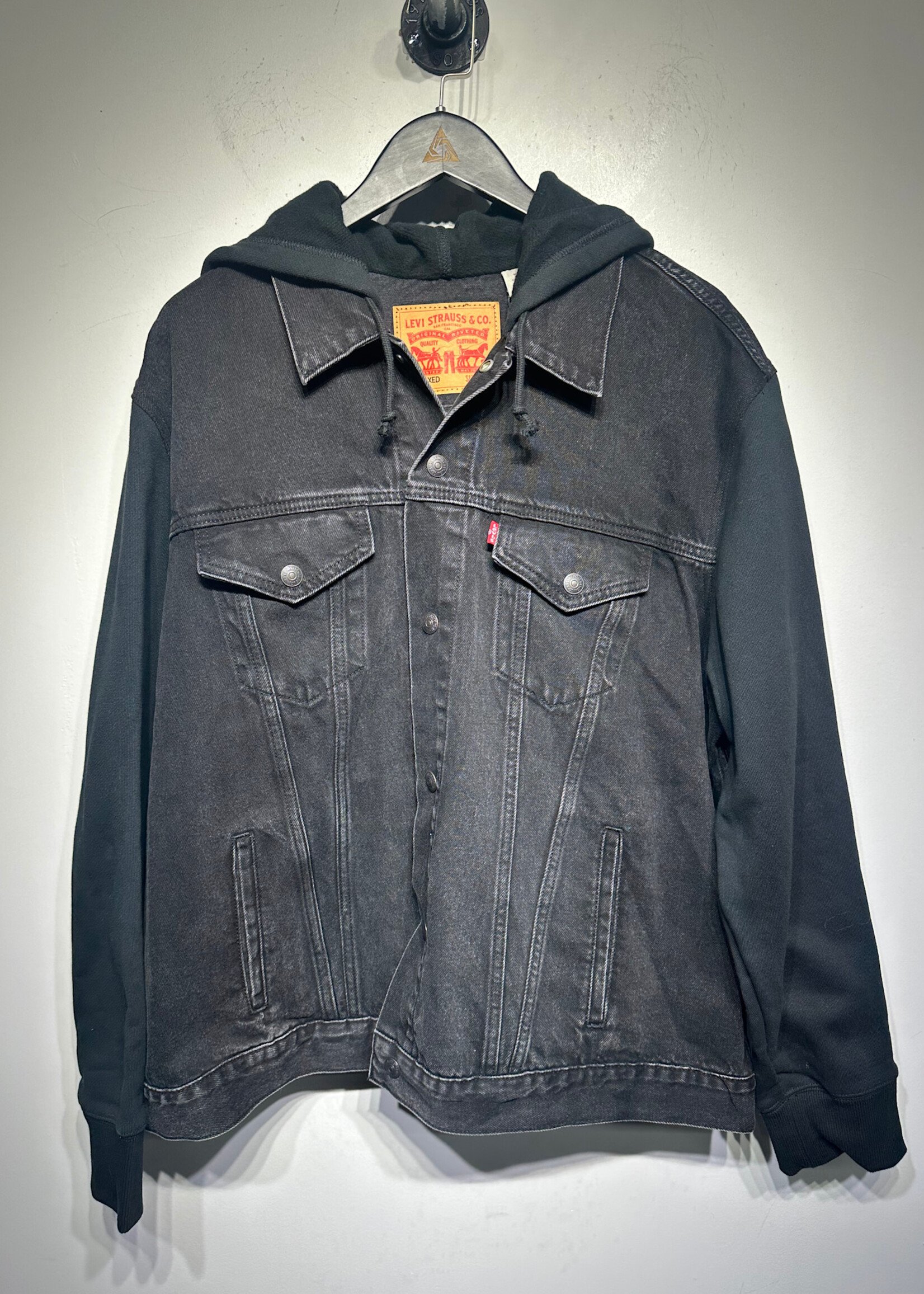 NWT Levis Hooded Denim Jacket XXL