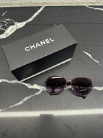 Chanel Polarized 4219Q Sunnies WITH CASE