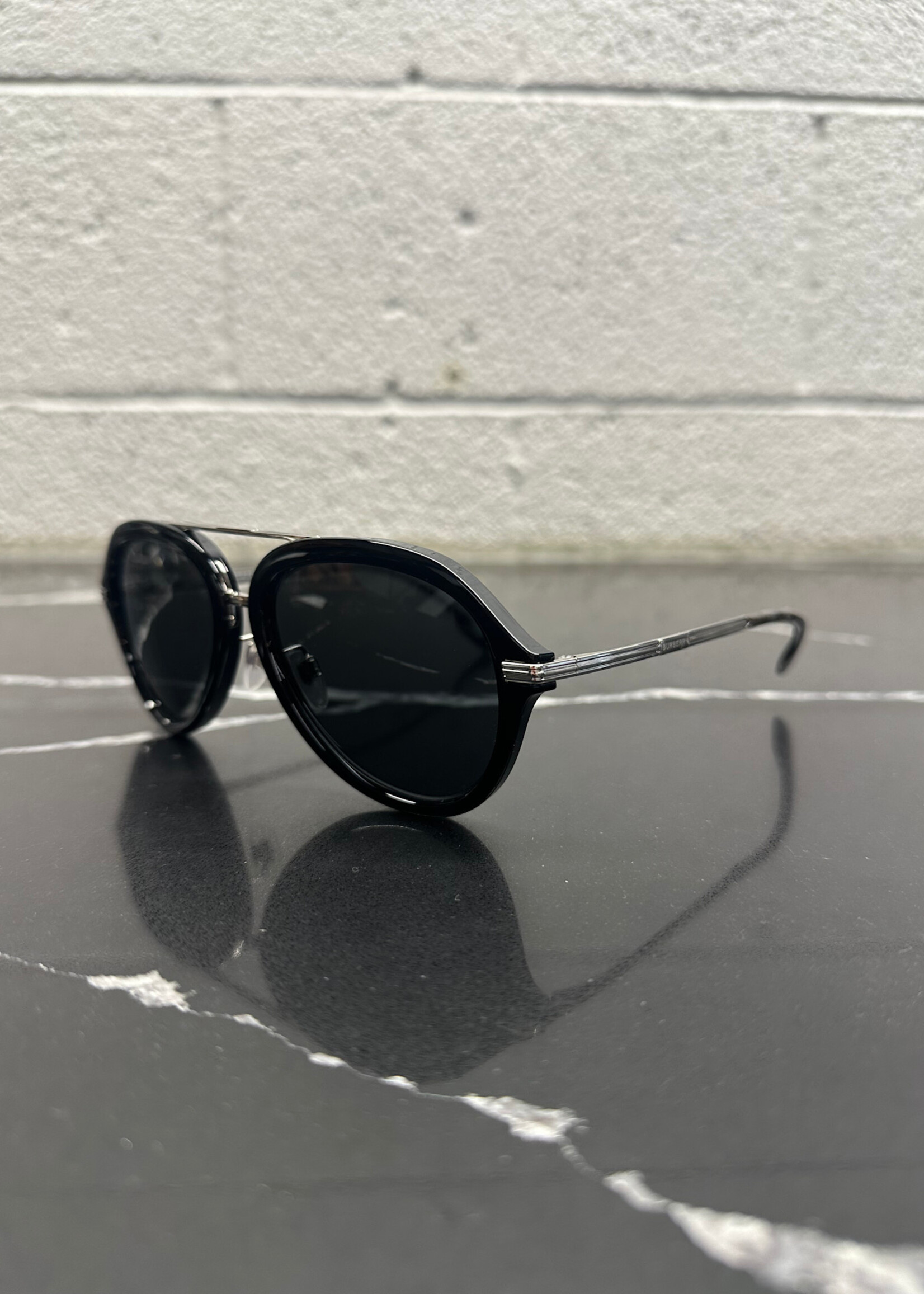 Burberry Black Aviators