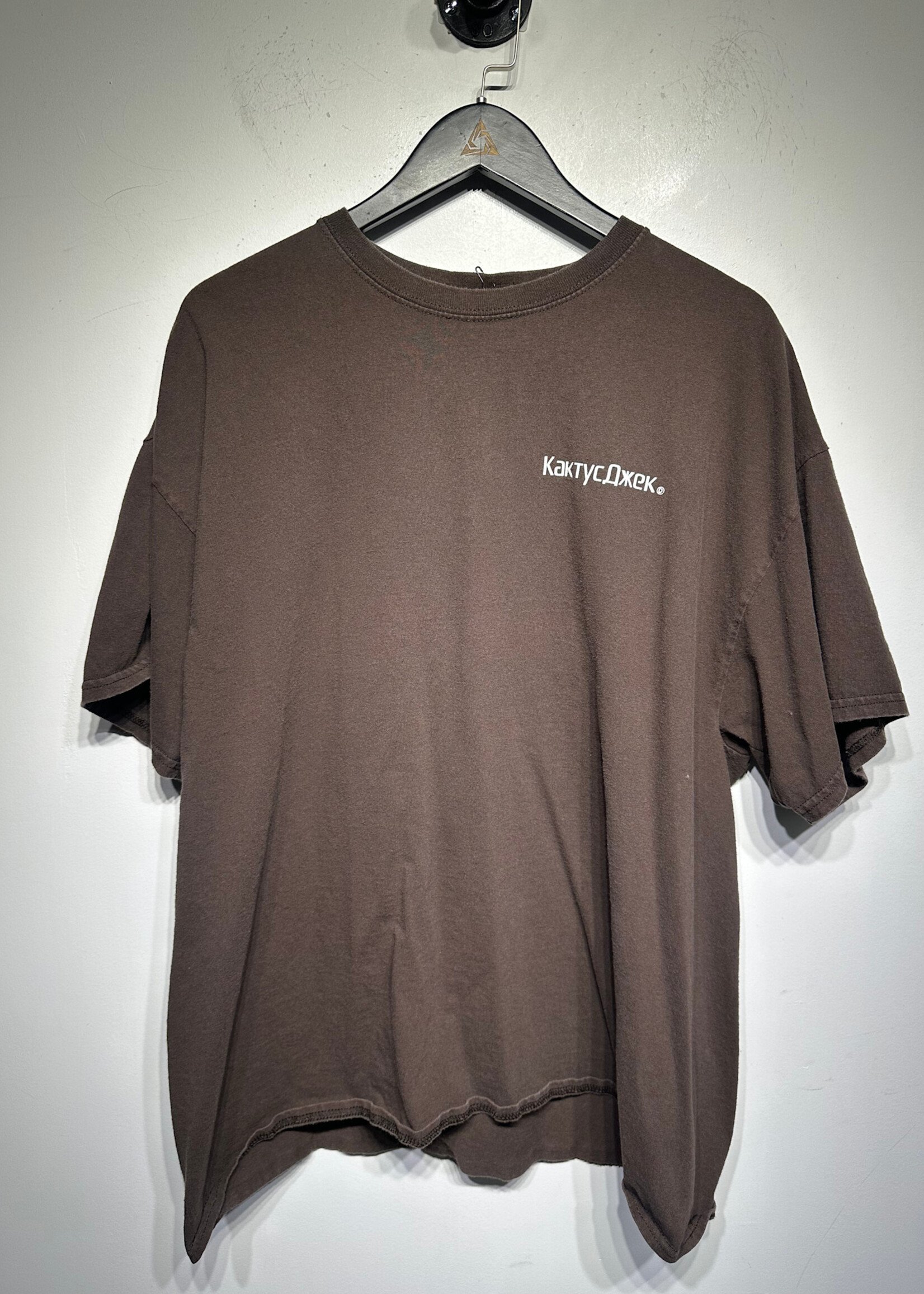 TRAVIS SCOTT BROWN ASTRONOMICAL TEE XL