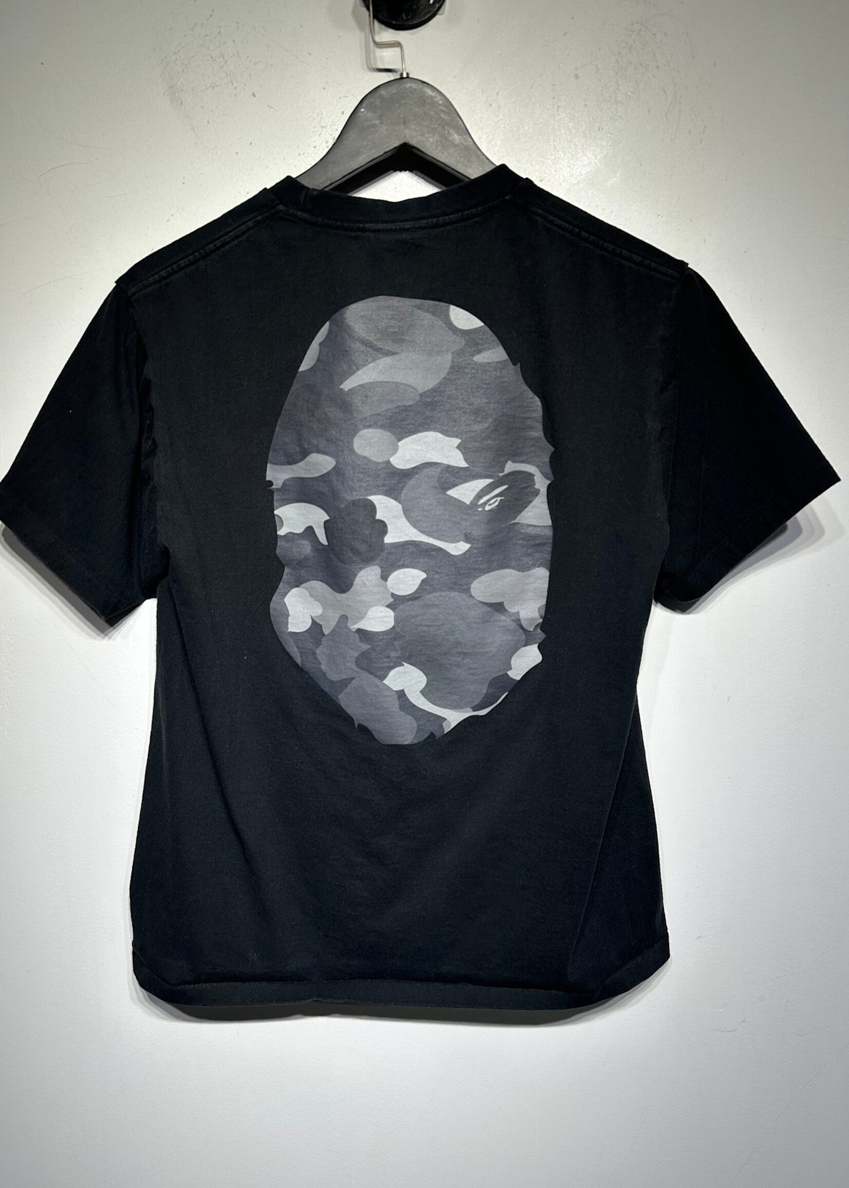 Bape Gray Camo Logo Graphic Tee M