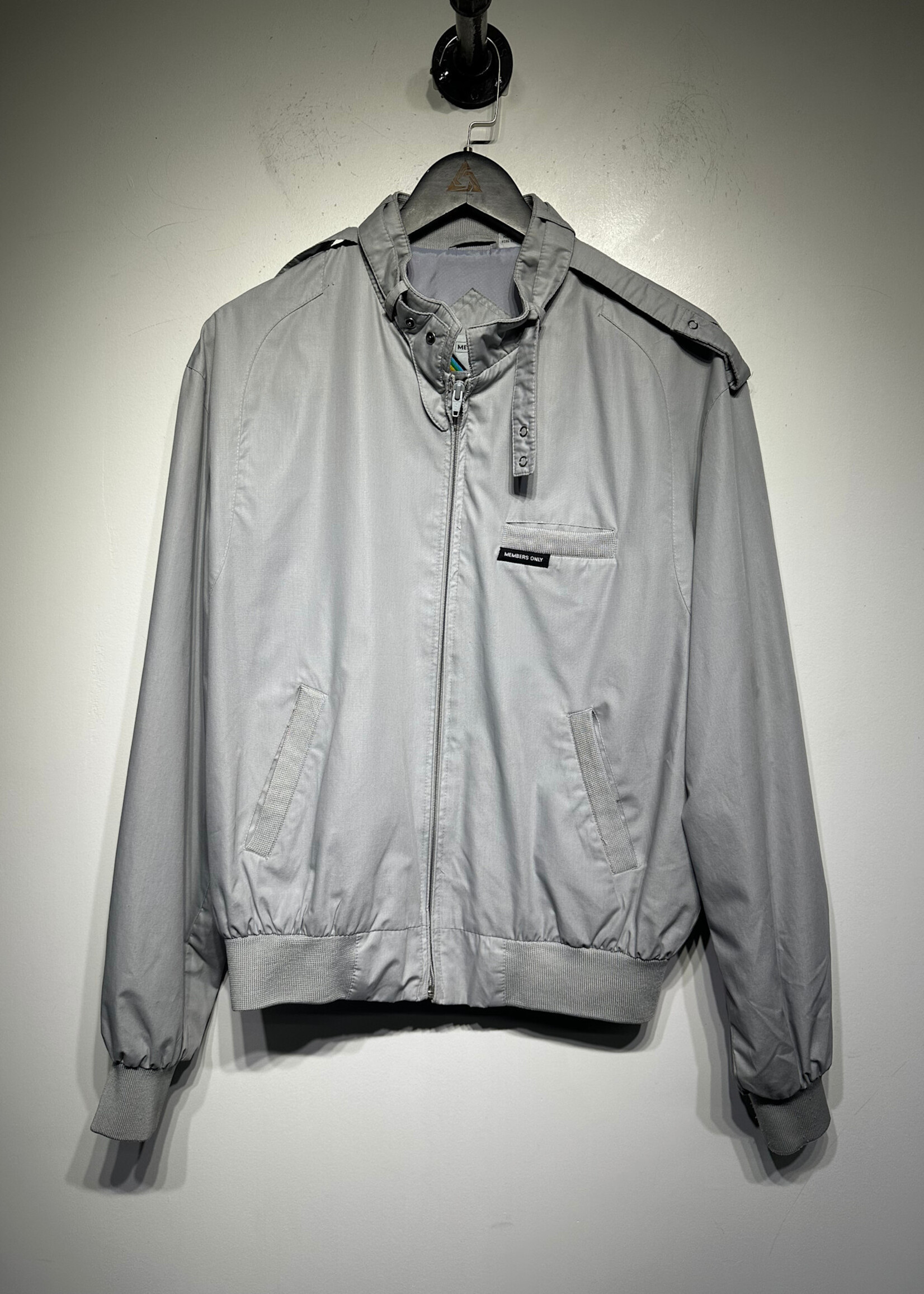 Members Only Grey Windbreaker Masc L