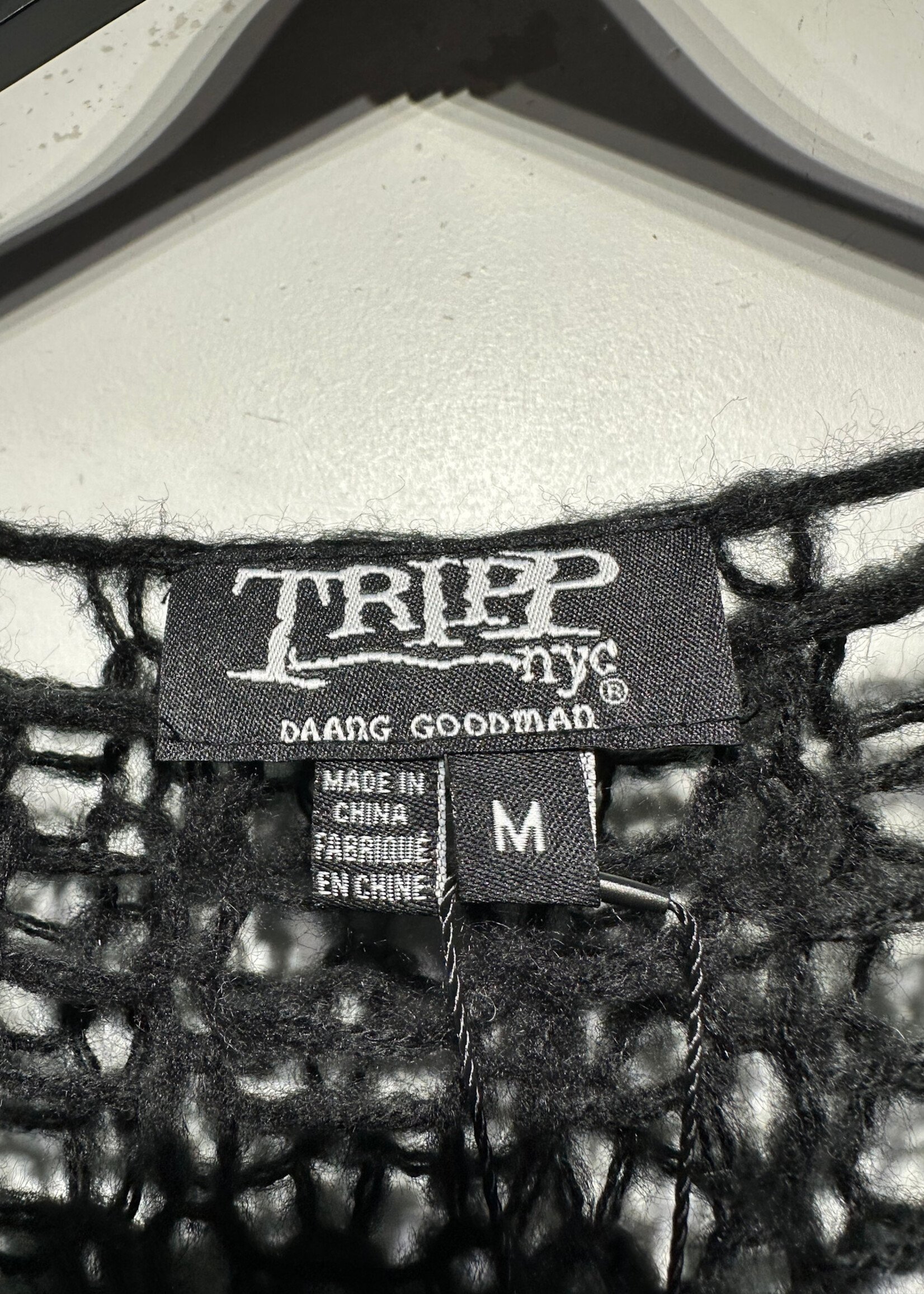 Tripp NYC Black Woven LS Top M