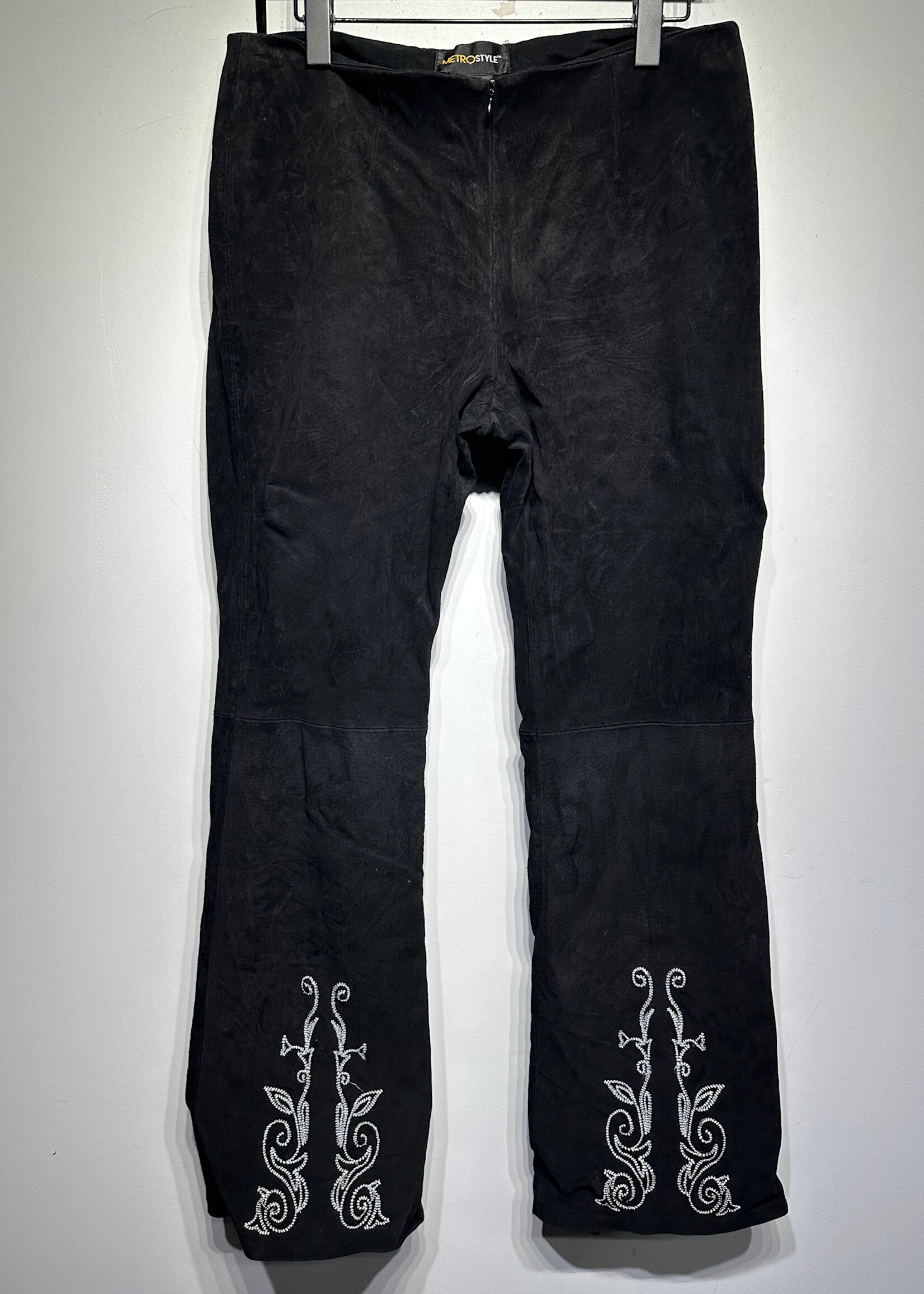 Metro Style Black Suede White Applique Pants Fem 31
