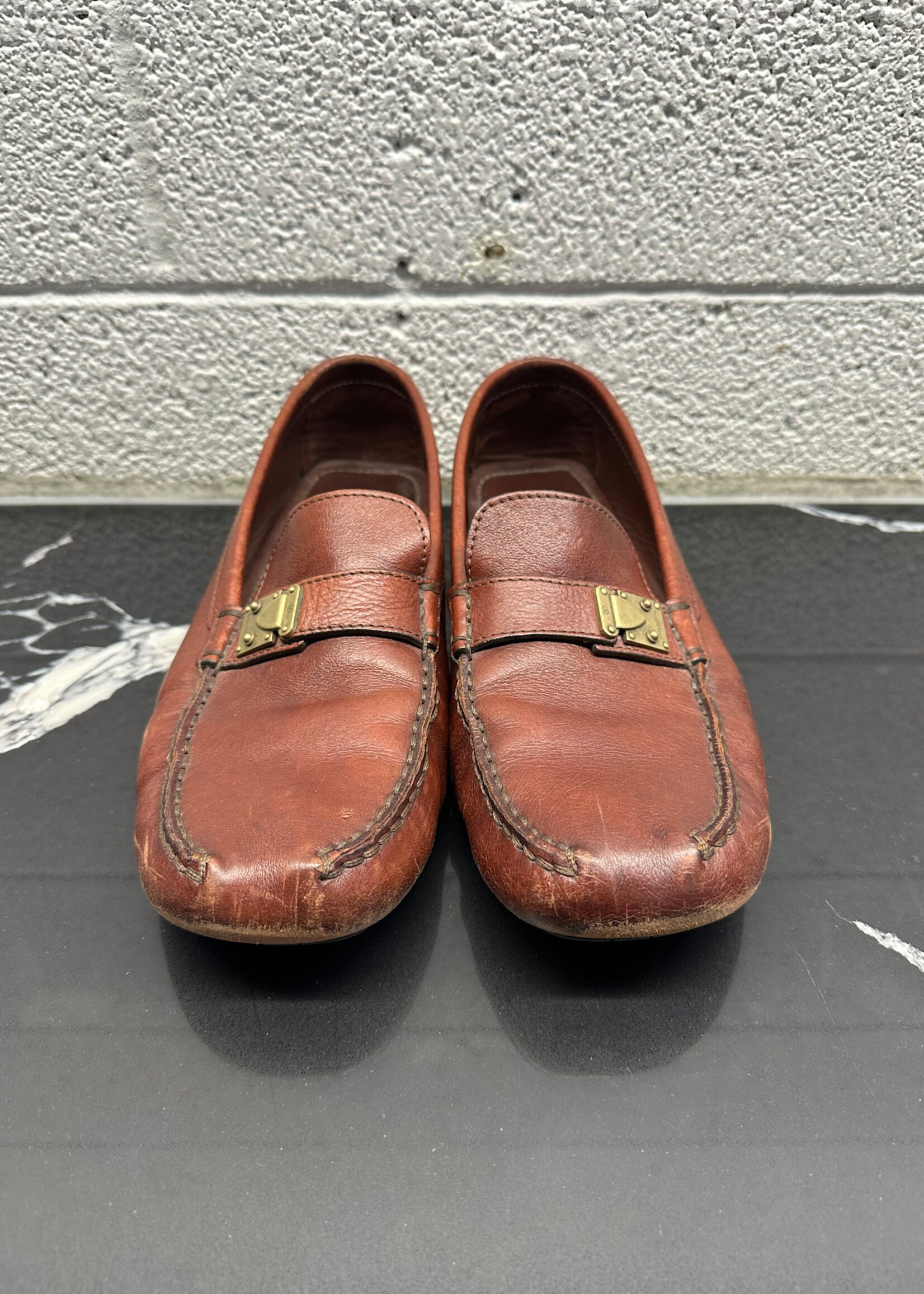 Louis Vuitton Brown Leather Buckle Loafers Masc 10.5