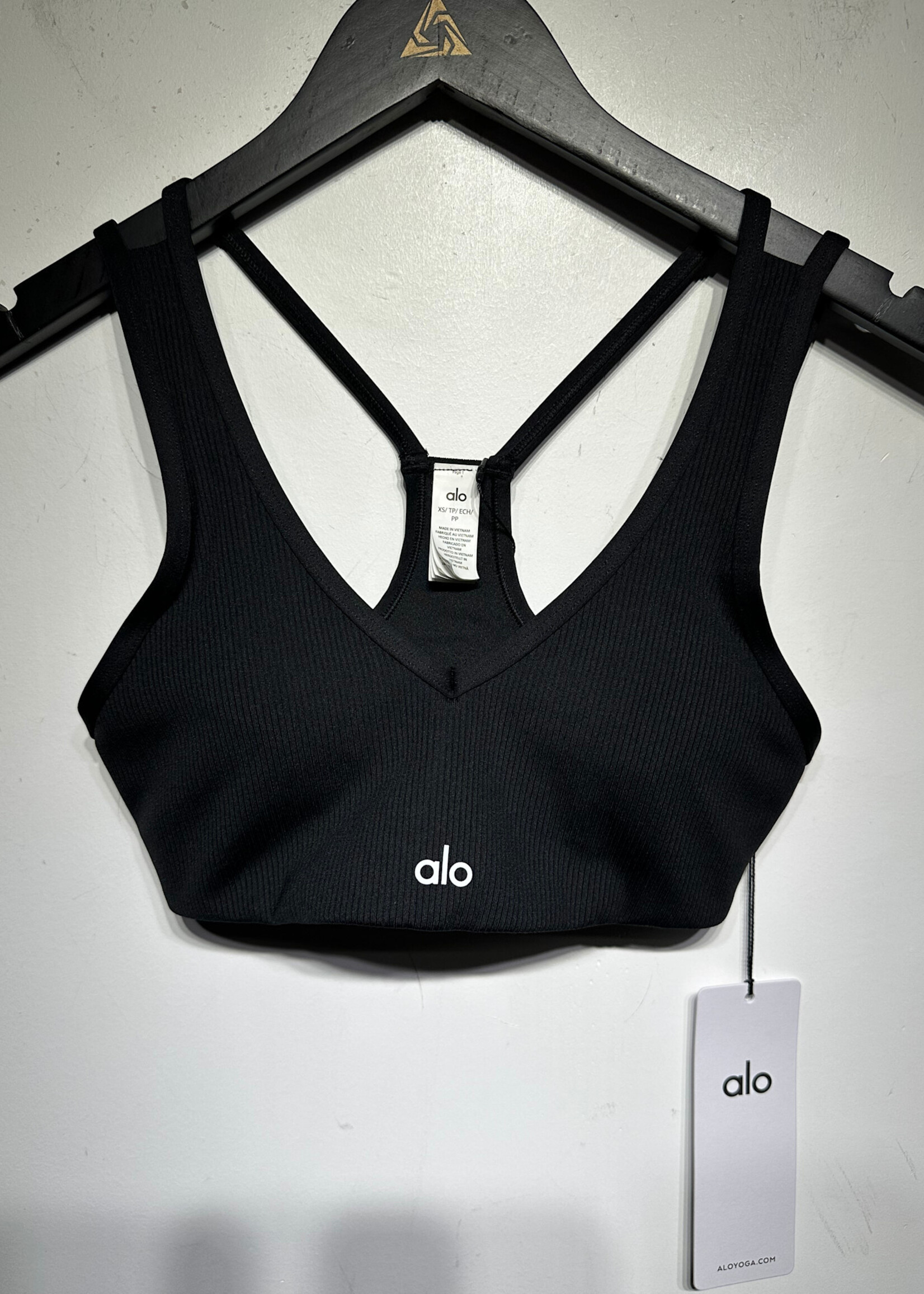 NWT Alo Black Ribbed Sports Bra XS