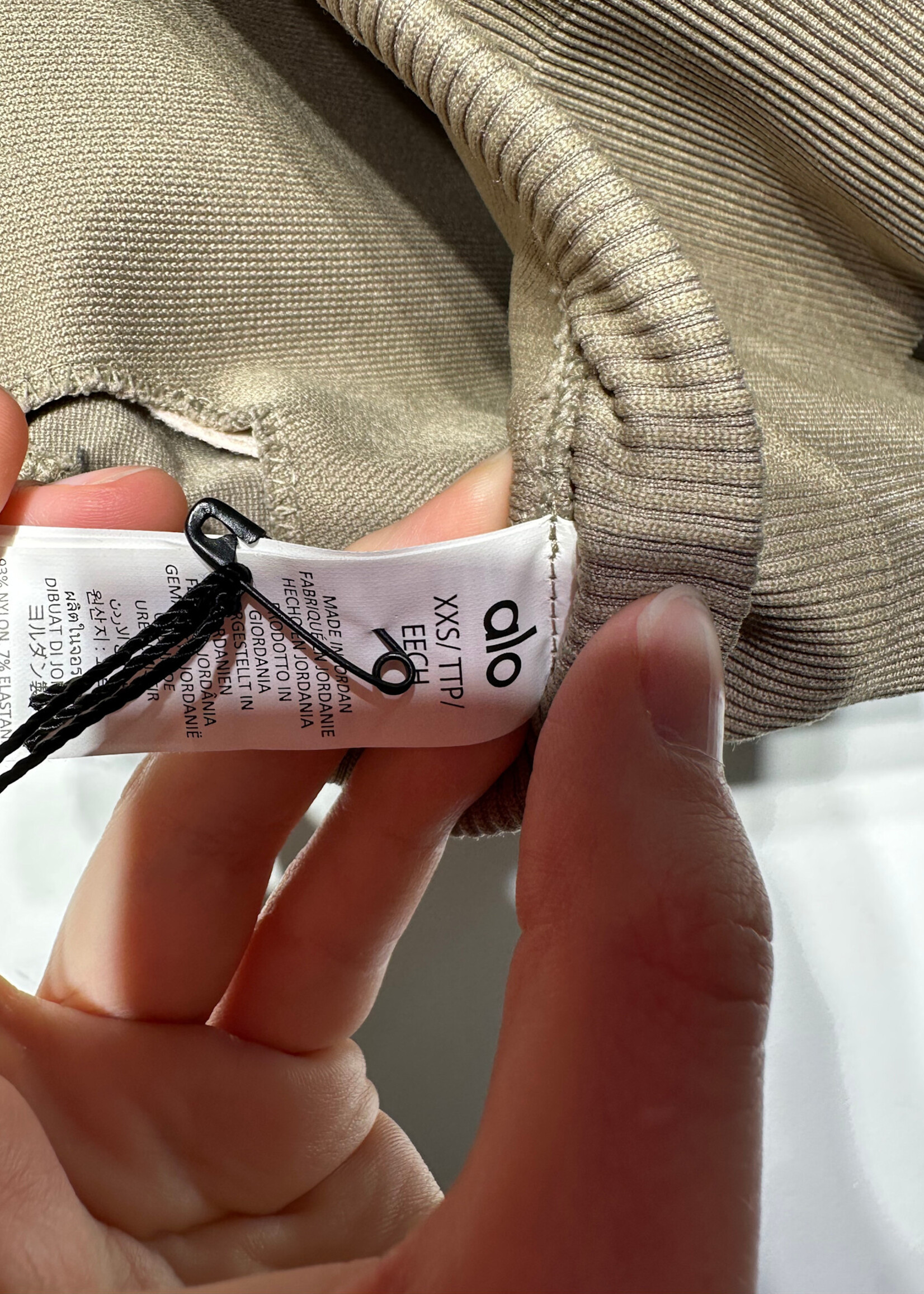 NWT Alo Tan Ribbed Bra Top XXS