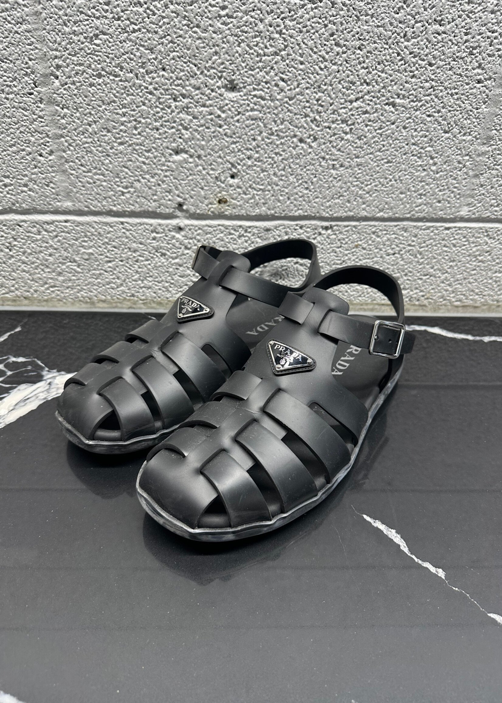 Prada Monoltih Sandals Masc 10.5