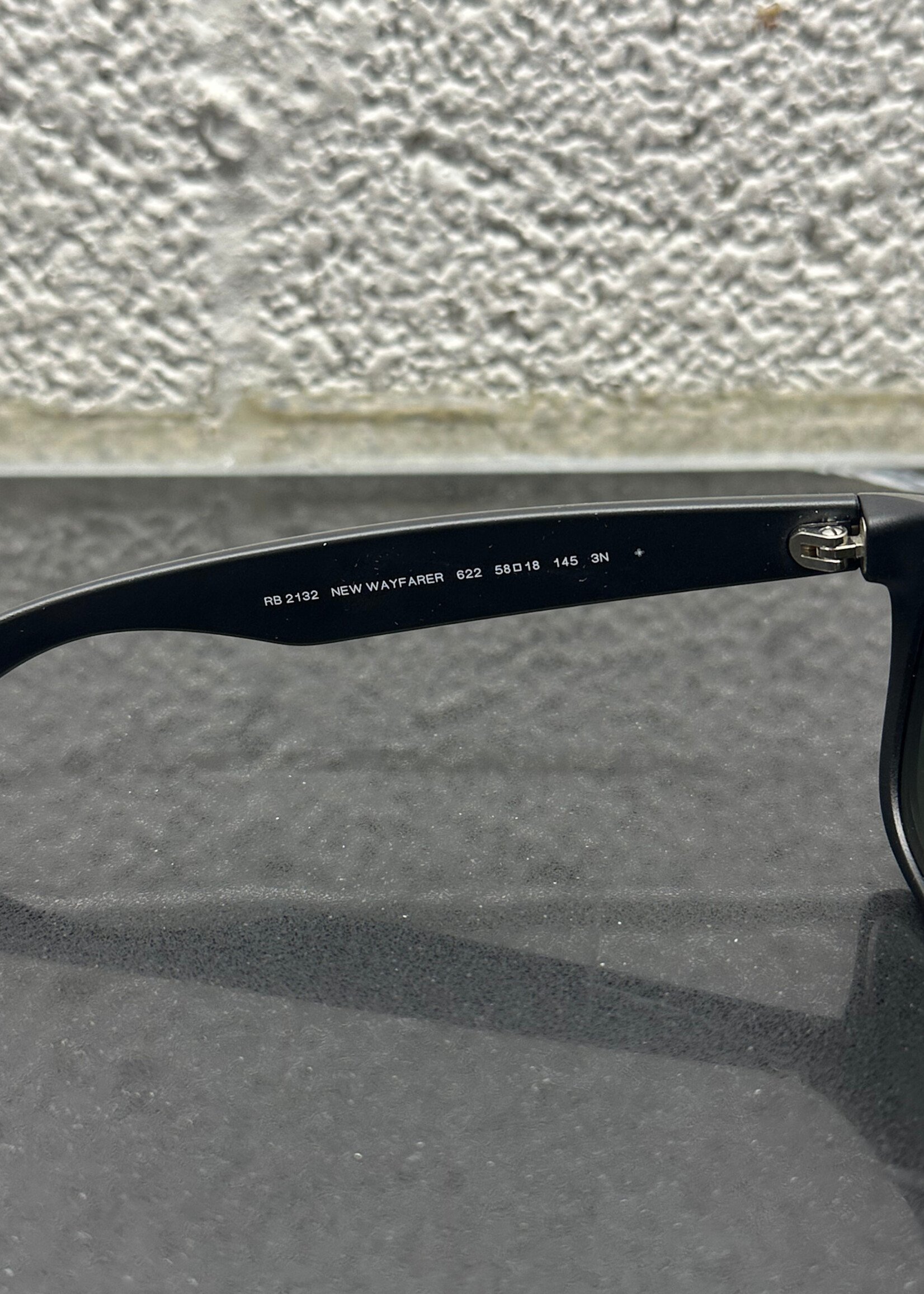 Ray Ban RB2132 W CASE