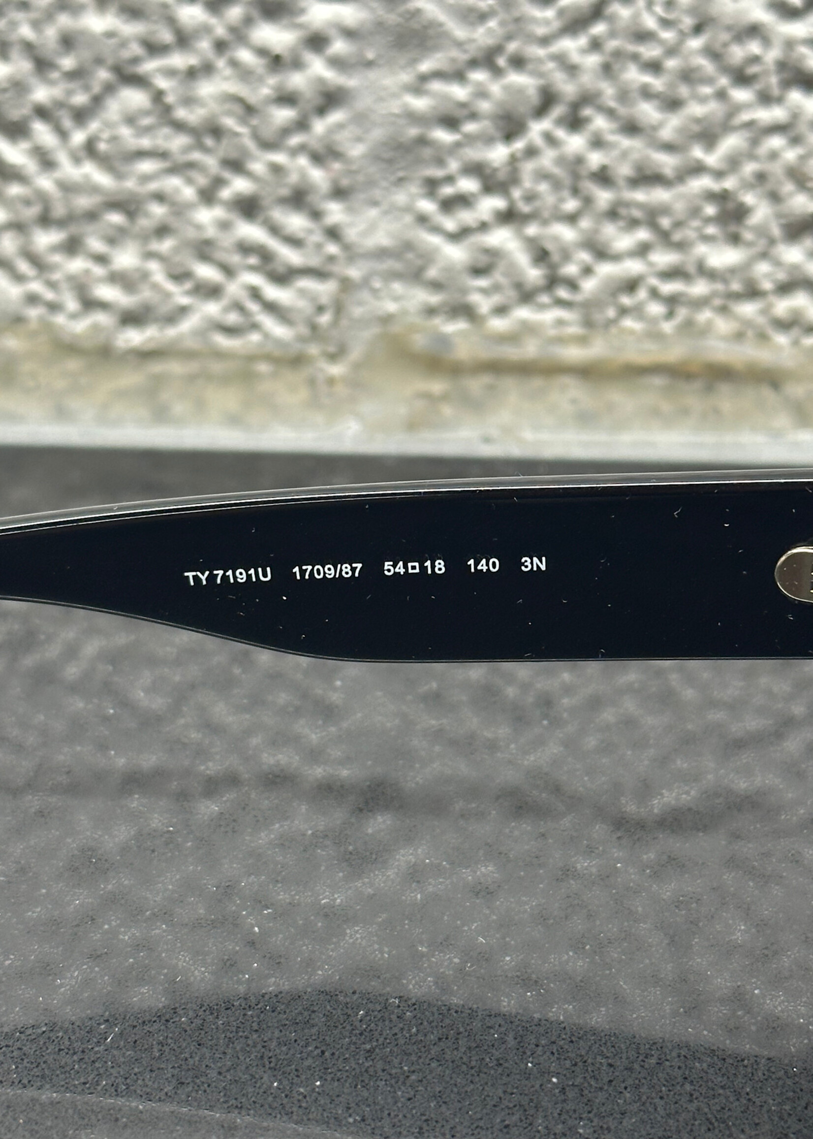 Tory Burch Sunglasses TY7191U W CASE