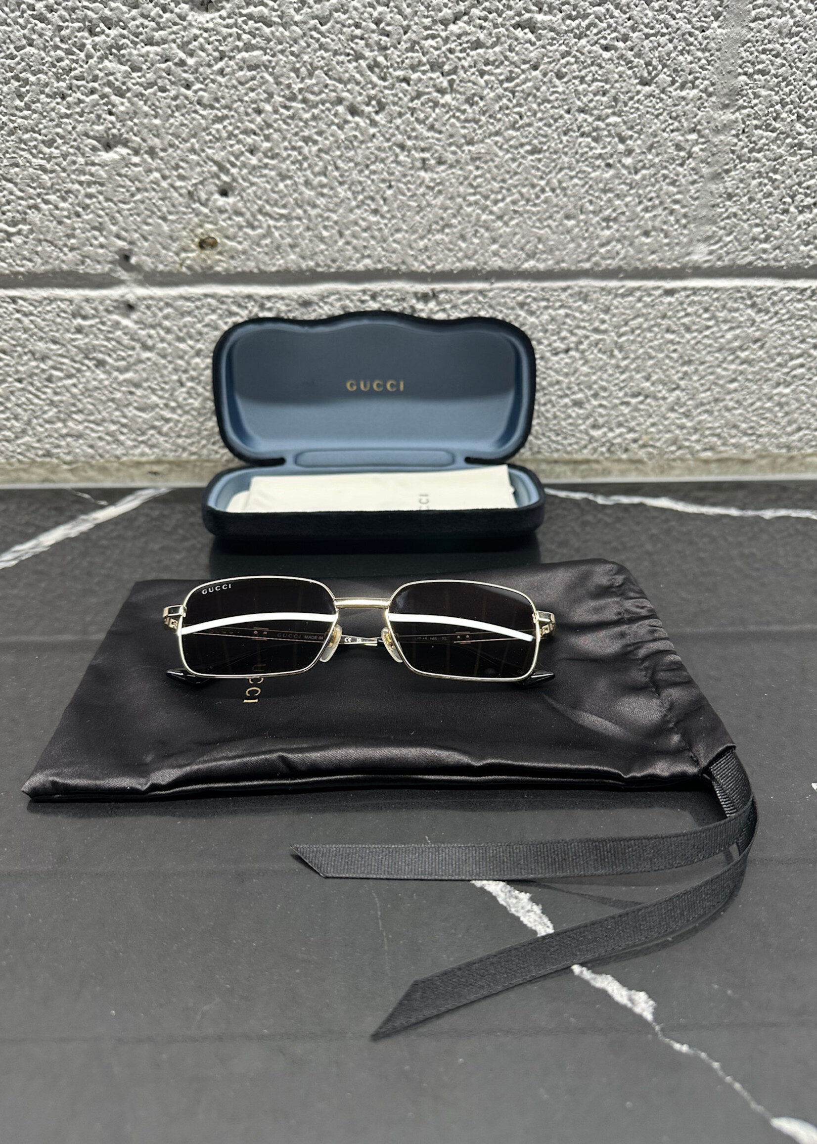 Gucci 1495 Sunglasses W CASE
