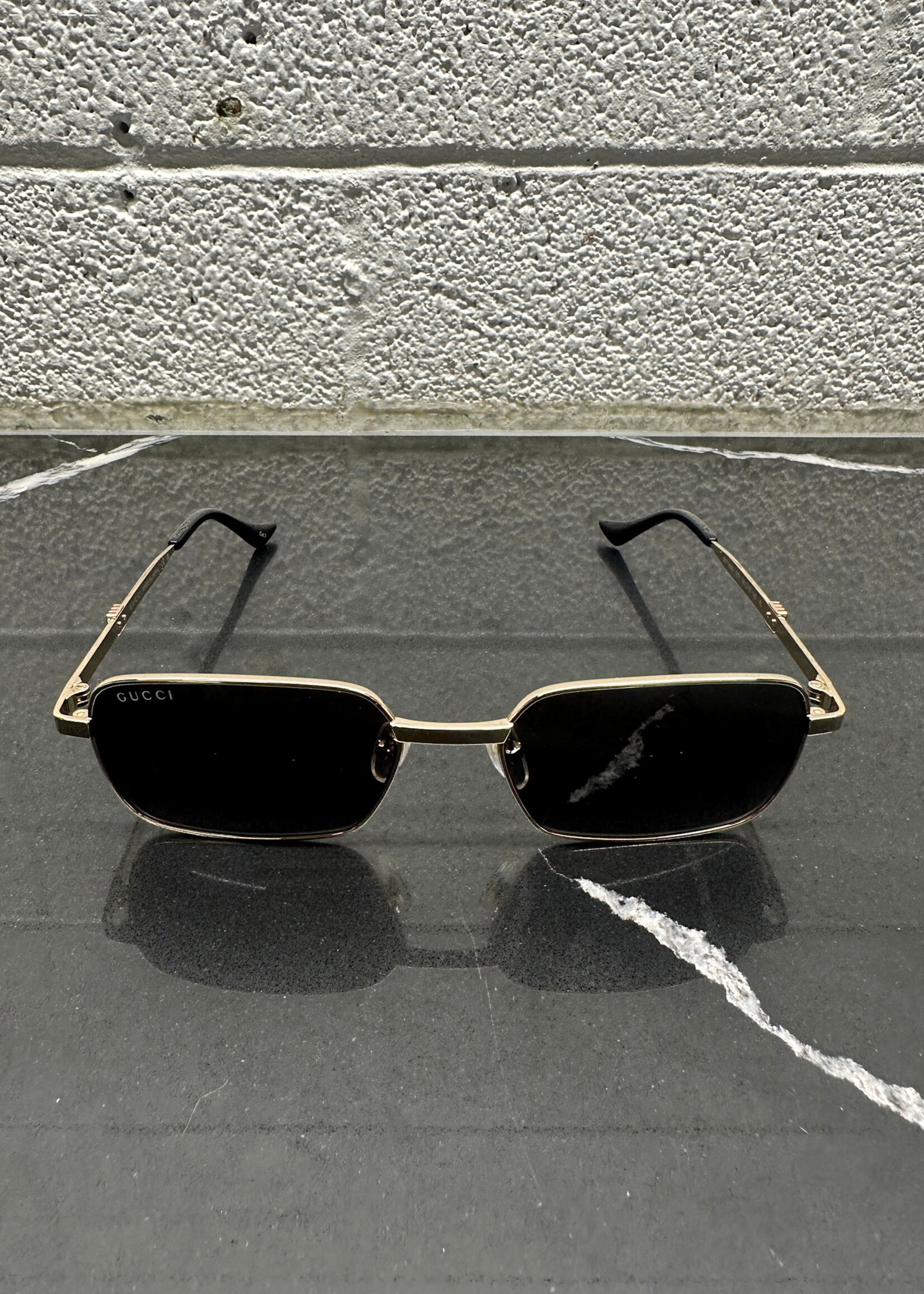 Gucci 1495 Sunglasses W CASE