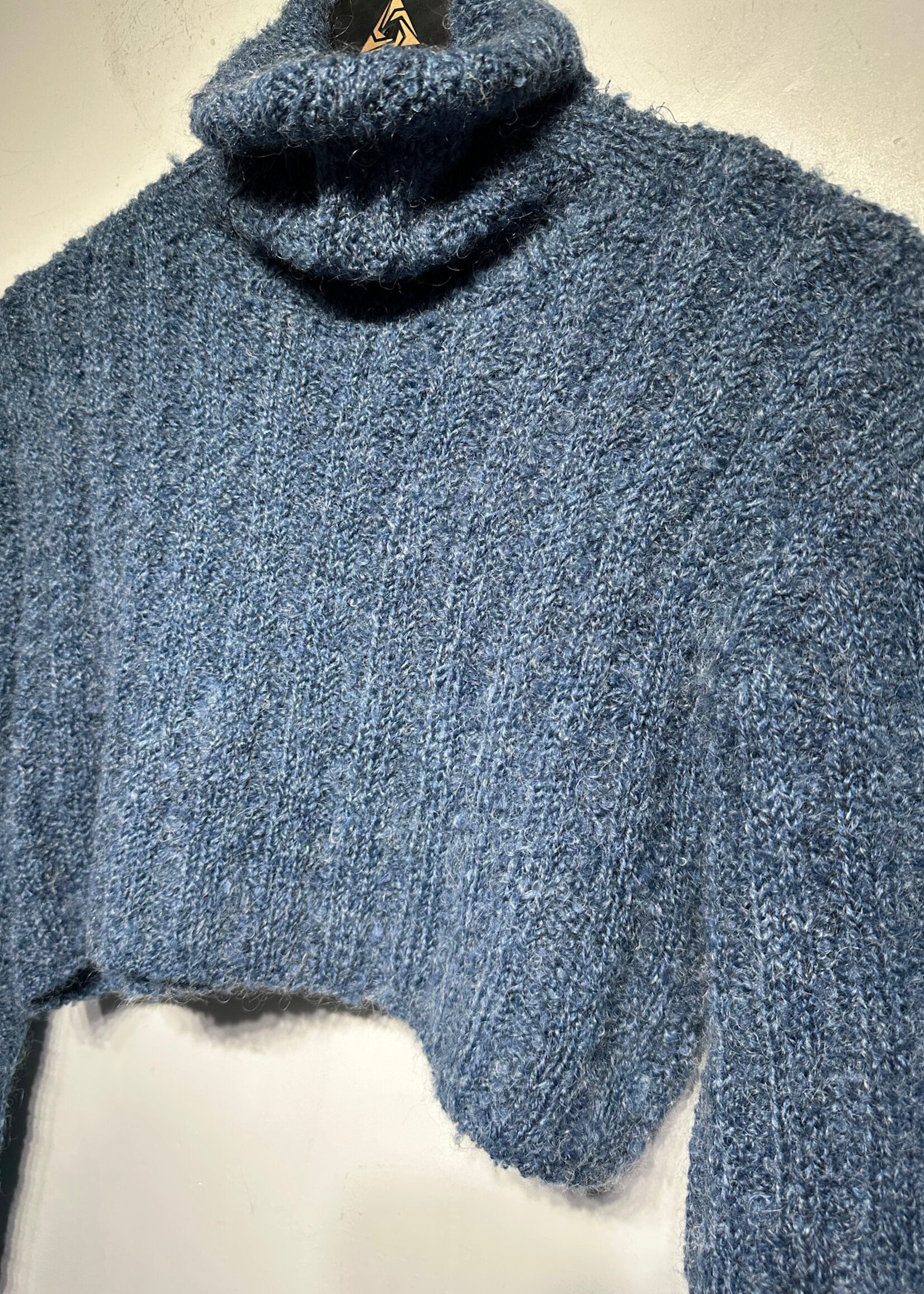 Takeout Light Blue Knit Crop Sweater Fits M