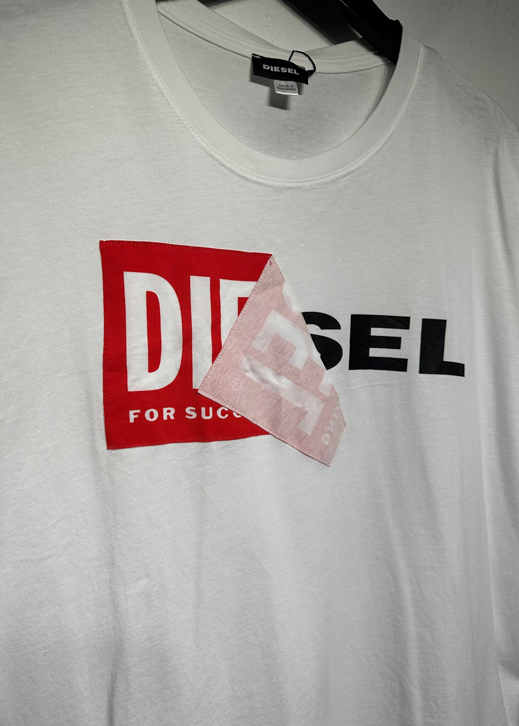 Diesel NWT White Peeling Logo Tee XXL