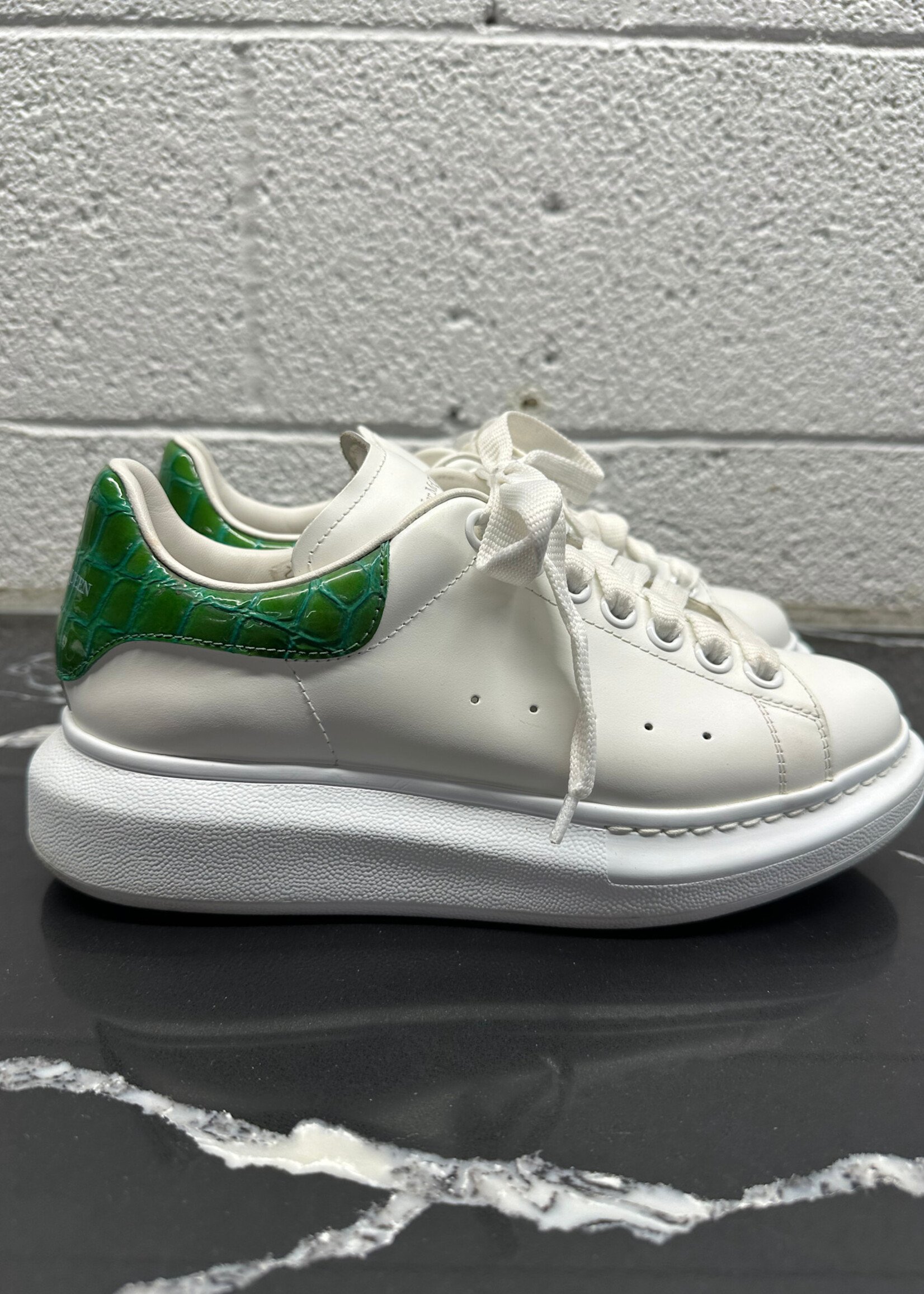 Alexander Mcqueen White Green Sneakers Fem 7