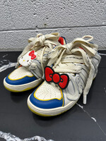 Old Order X Hello Kitty Skate Sneaker Fem 8
