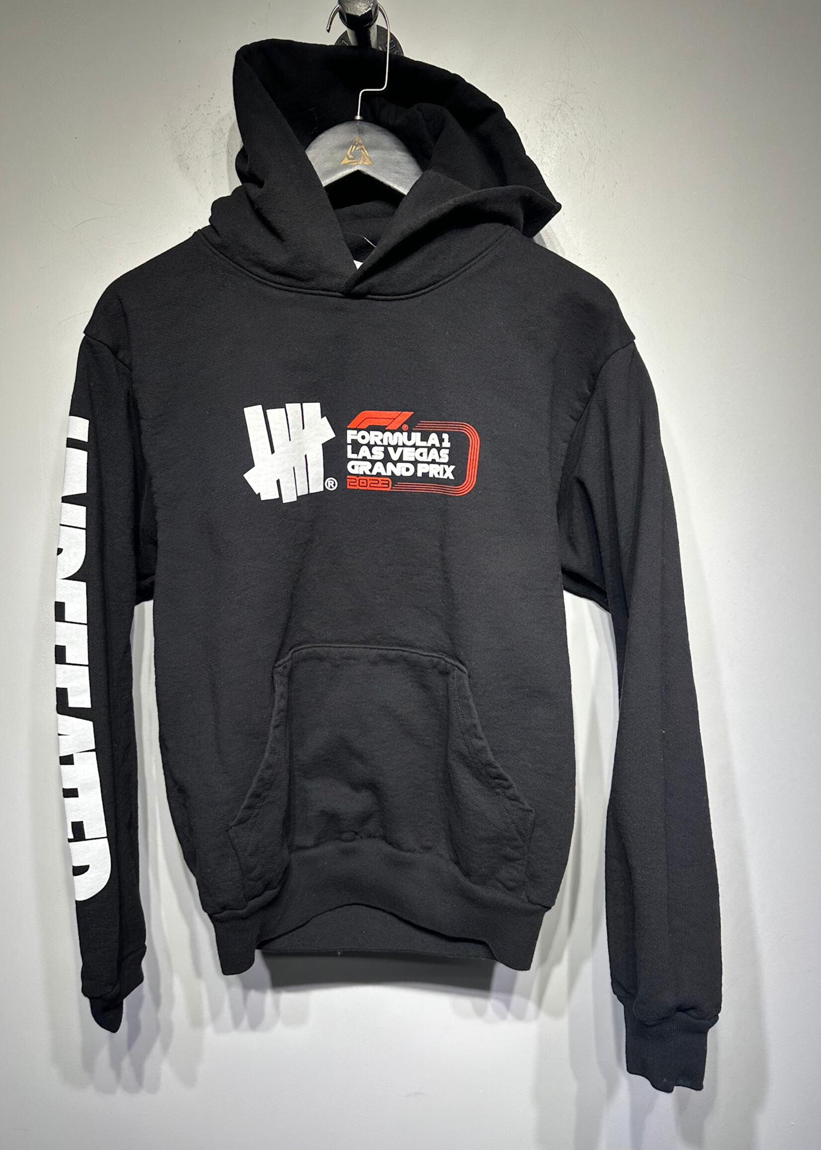 Undefeated x F1 Black Logo Hoodie S