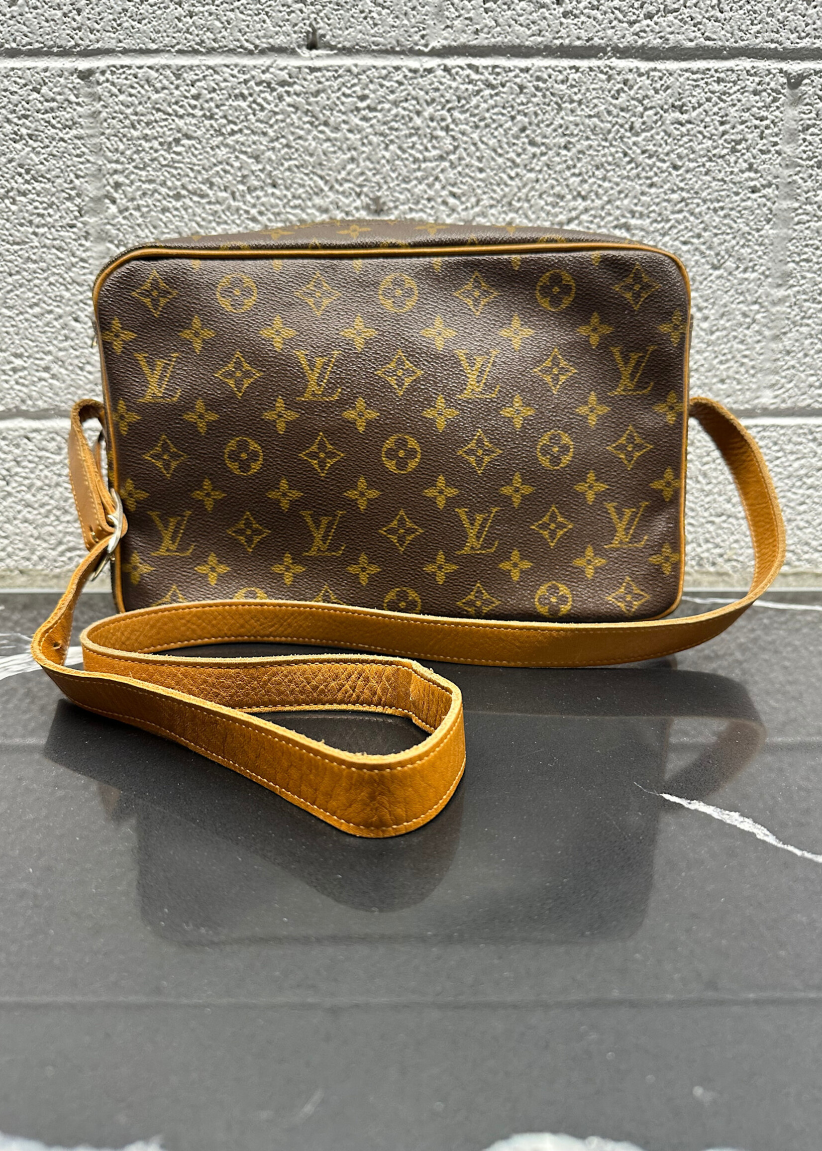 Louis Vuitton French Company 80s Monogram Bag