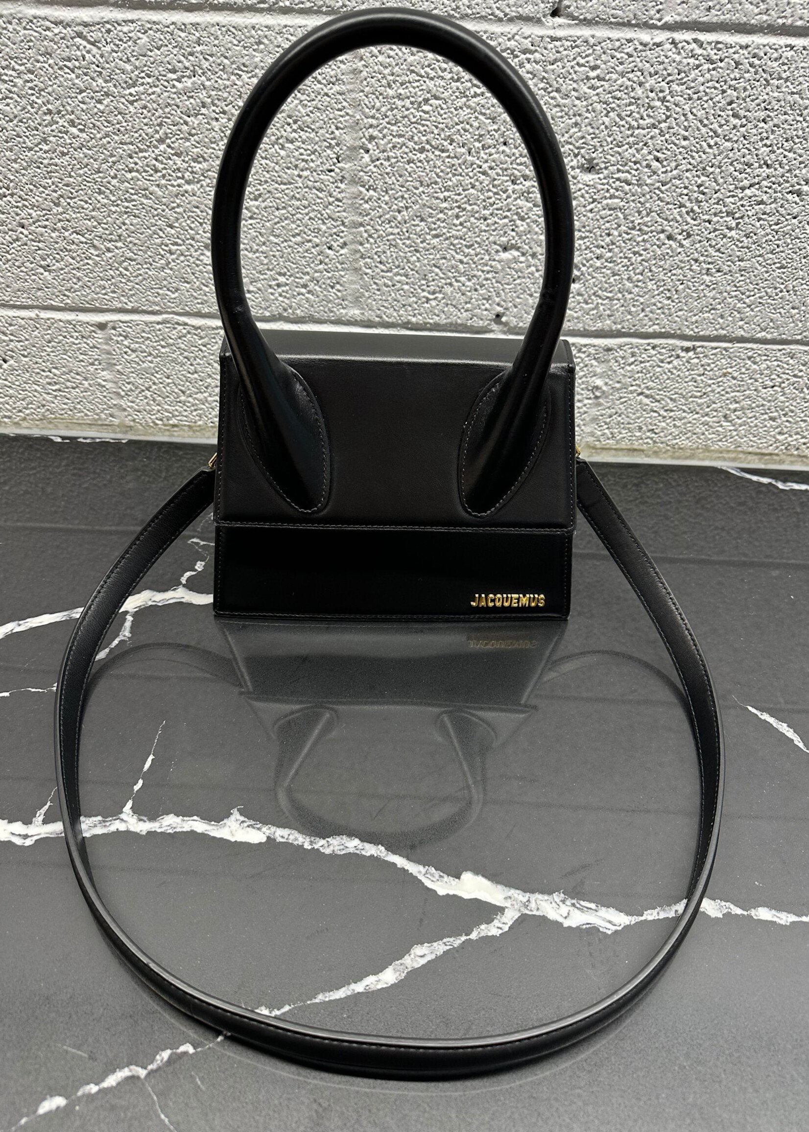 Jacquemus Le Grand Chiquito