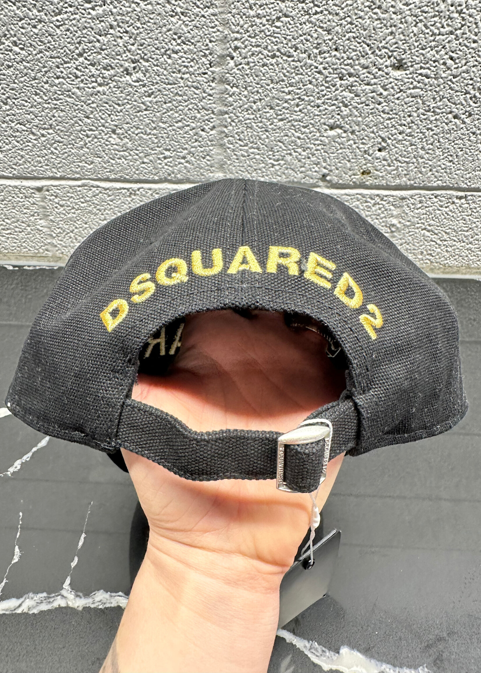 NWT Dsquared '24-7 Star' Hat