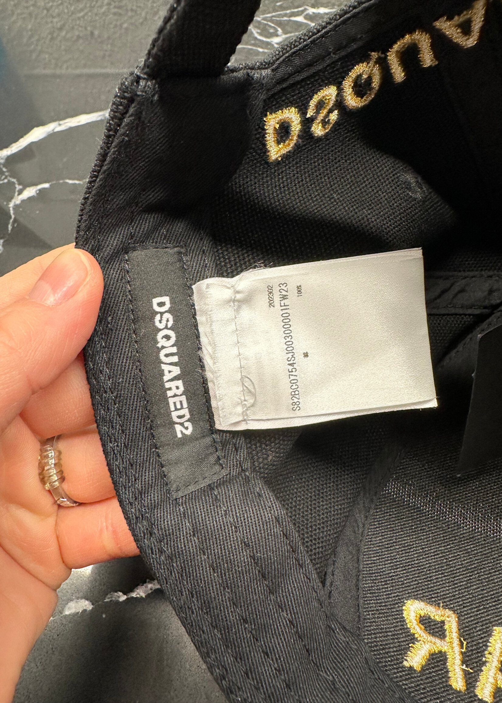 NWT Dsquared '24-7 Star' Hat