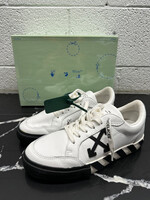 Off White Vulcanized Low Sneakers 37/6.5