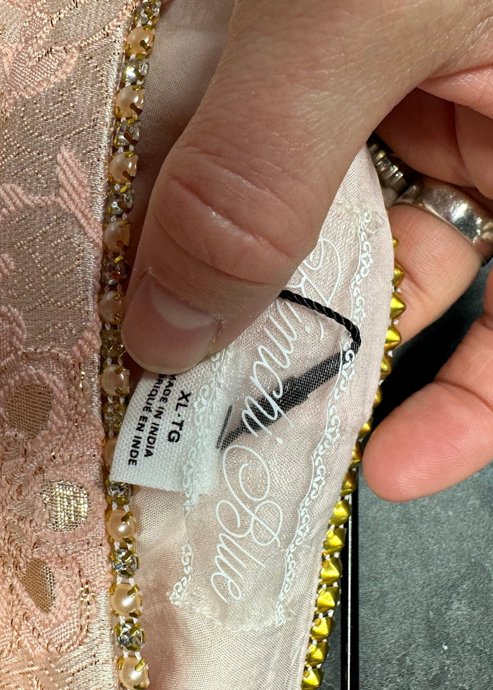 NT Kimchi Blue Pink Ruffle Trim Skirt 32