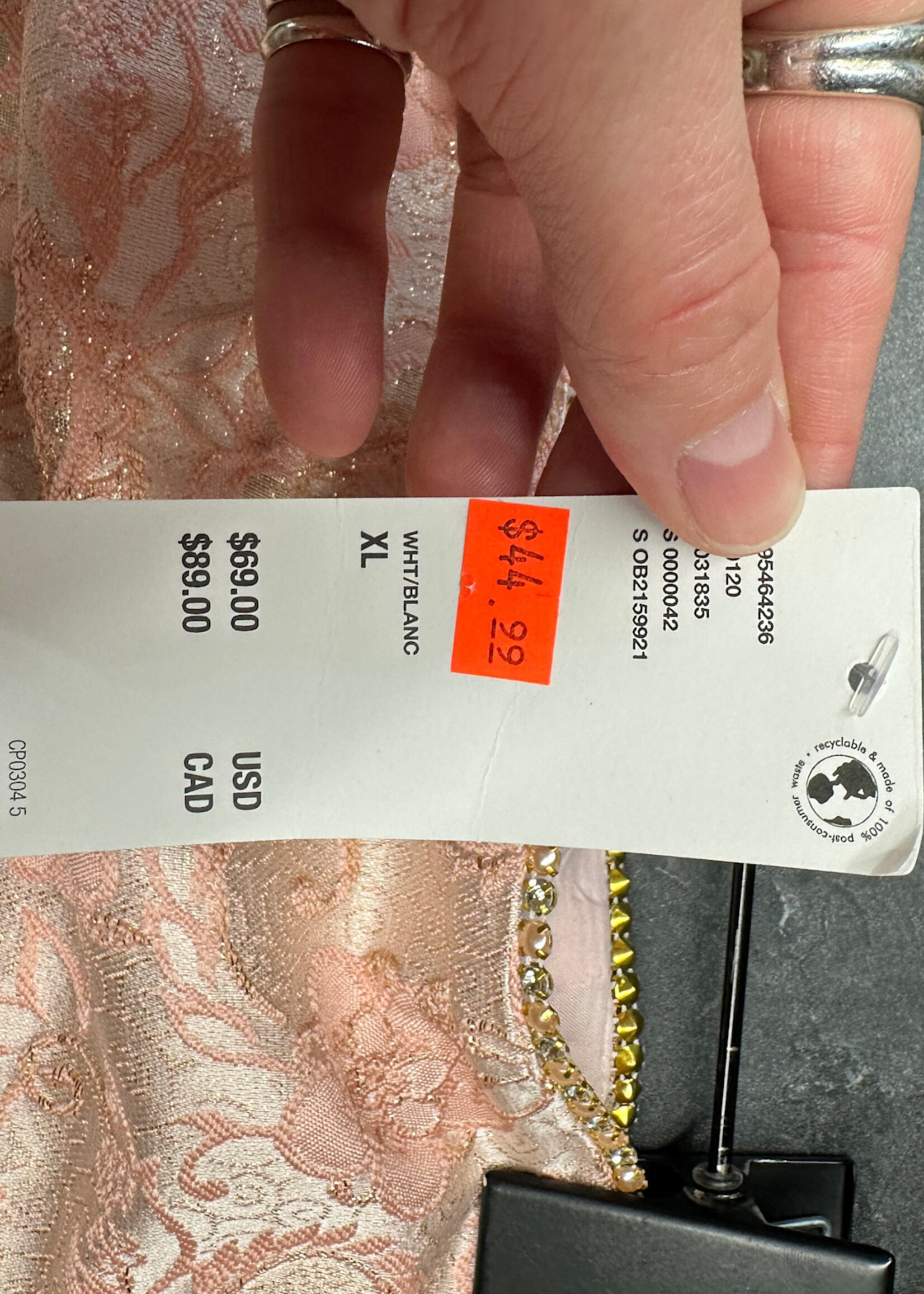 NT Kimchi Blue Pink Ruffle Trim Skirt 32