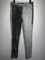 Alexander Wang Studded Jeans 28 Measure 30"