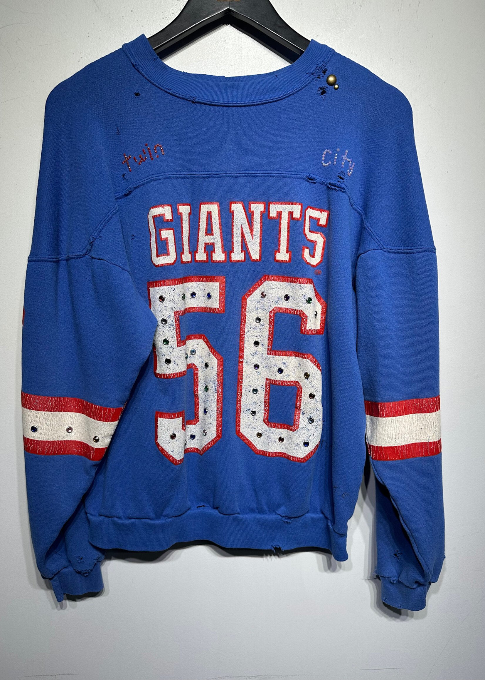 Twin City Chemistry Club Distress Sweater M