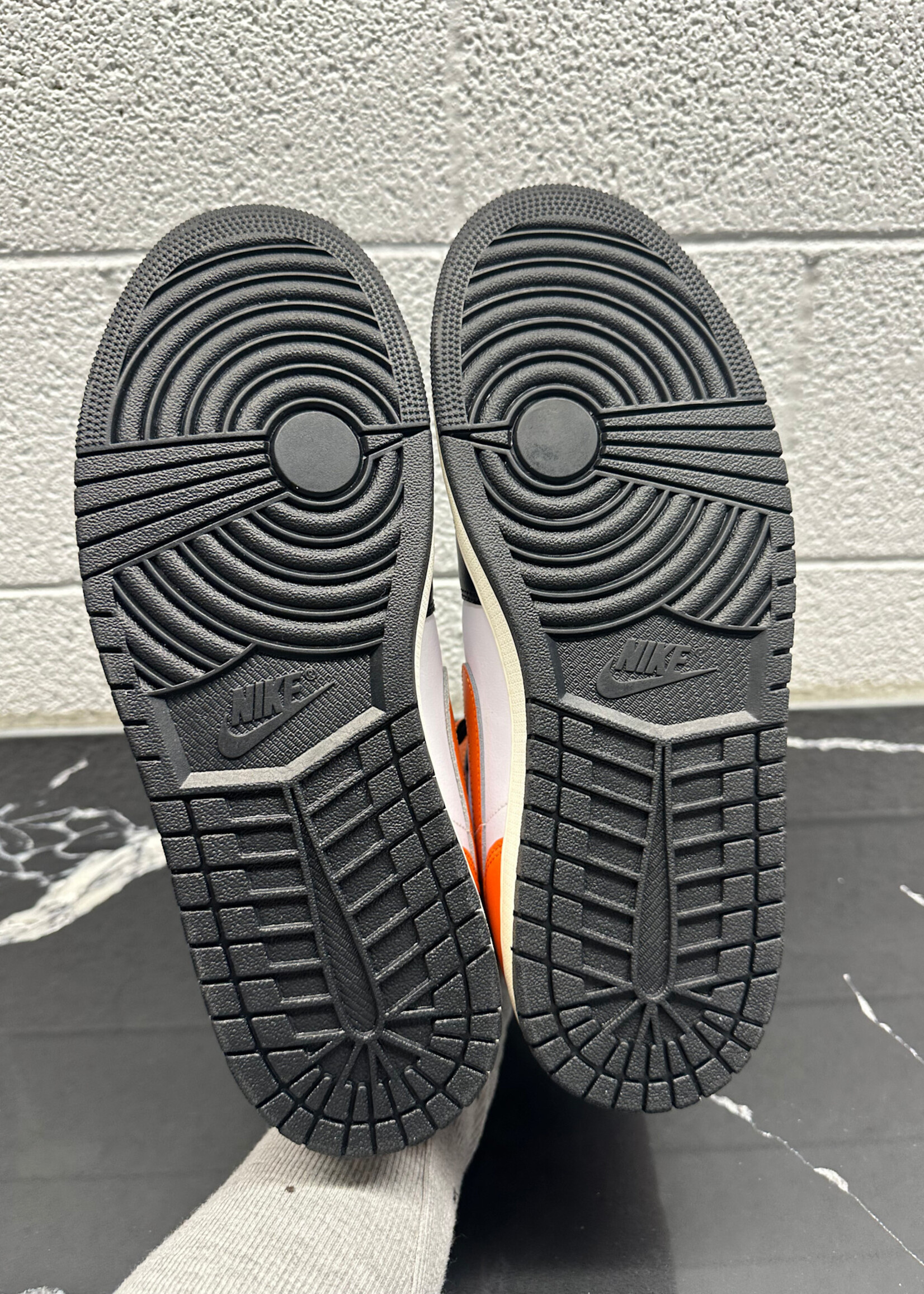 DS Jordan One Mid "Starfish" Sneakers 12