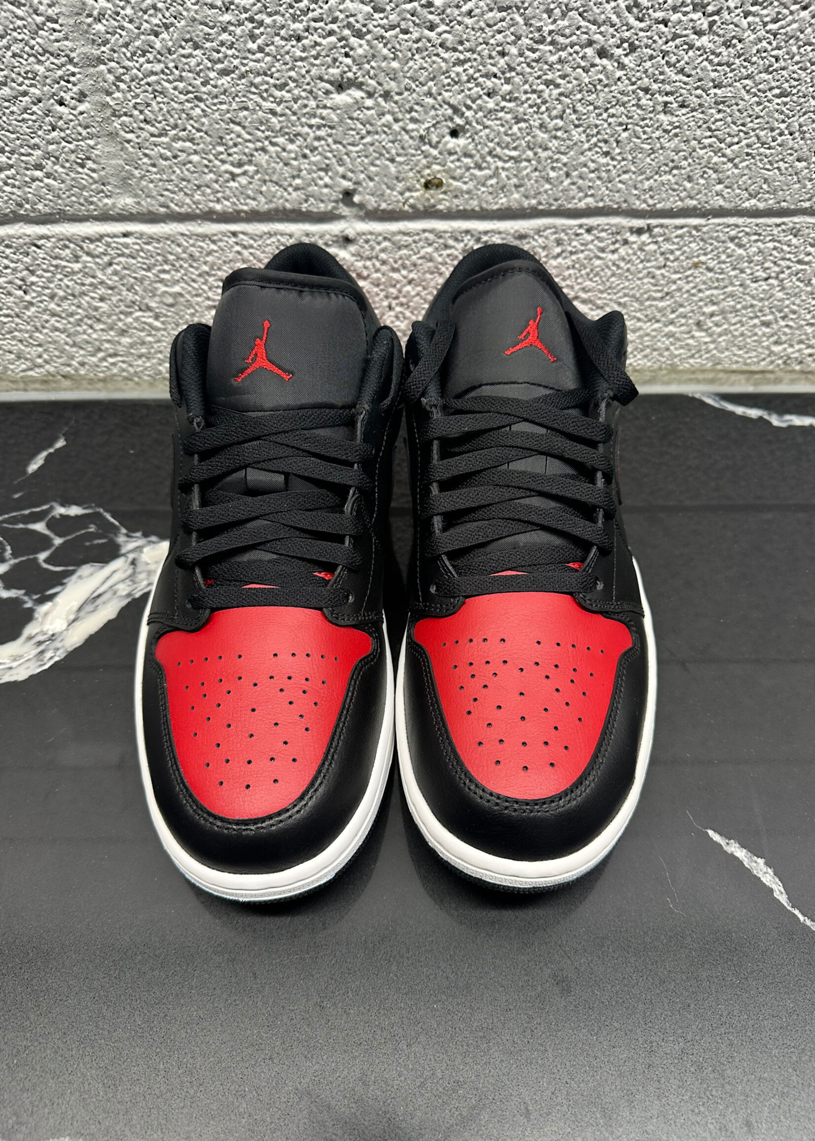 DS Jordan One Low Black Toe Sneakers 12