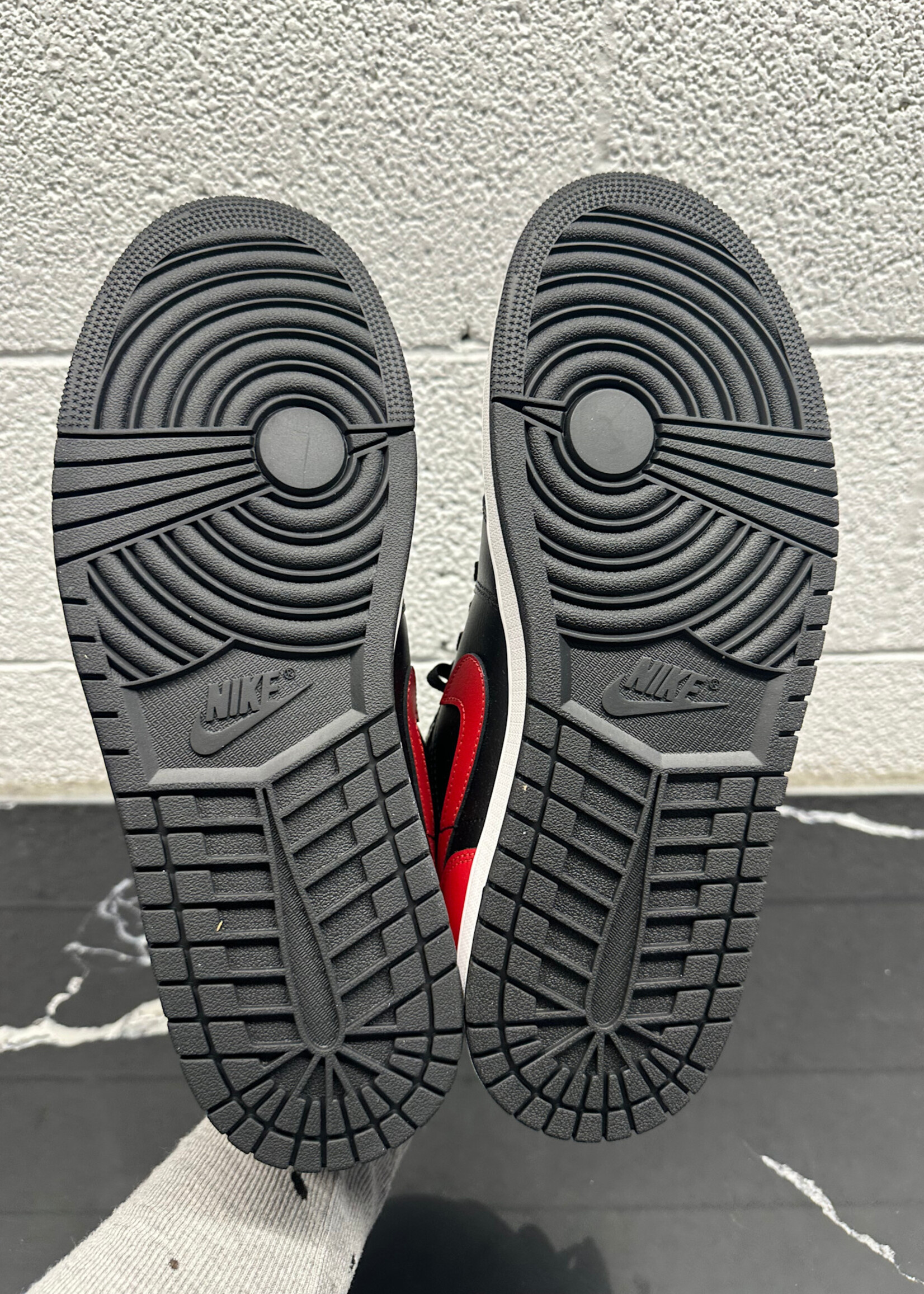 DS Jordan One Low Black Toe Sneakers 12