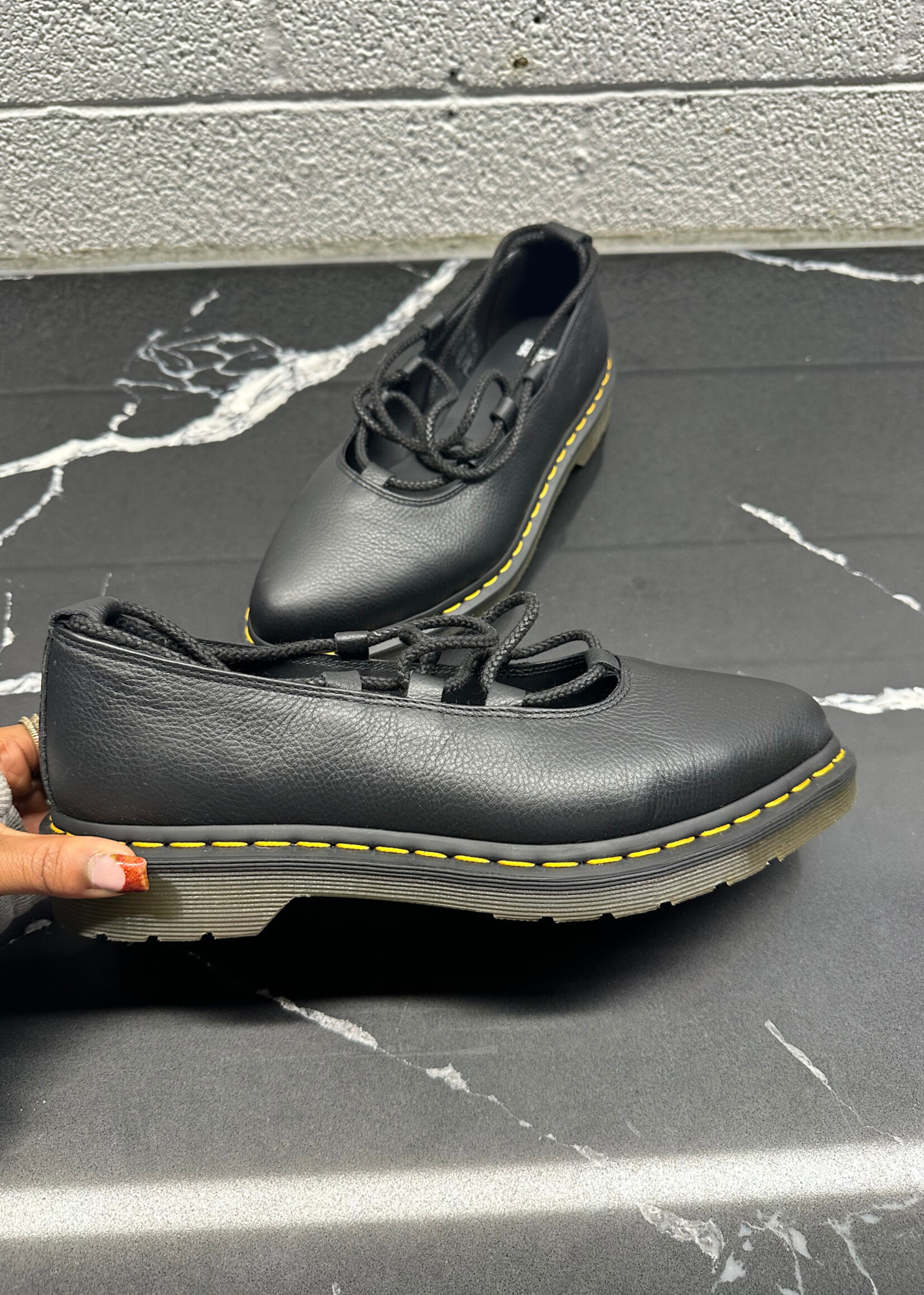 Dr Marten Elhie ll Fem 10