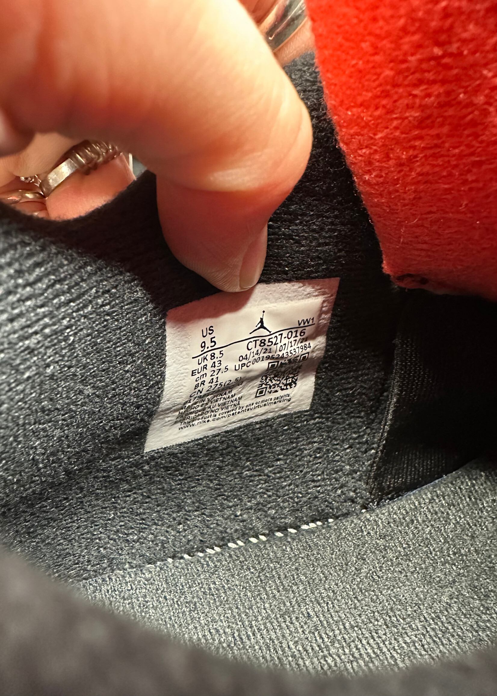 Jordan 4 Red Thunder Masc 9.5