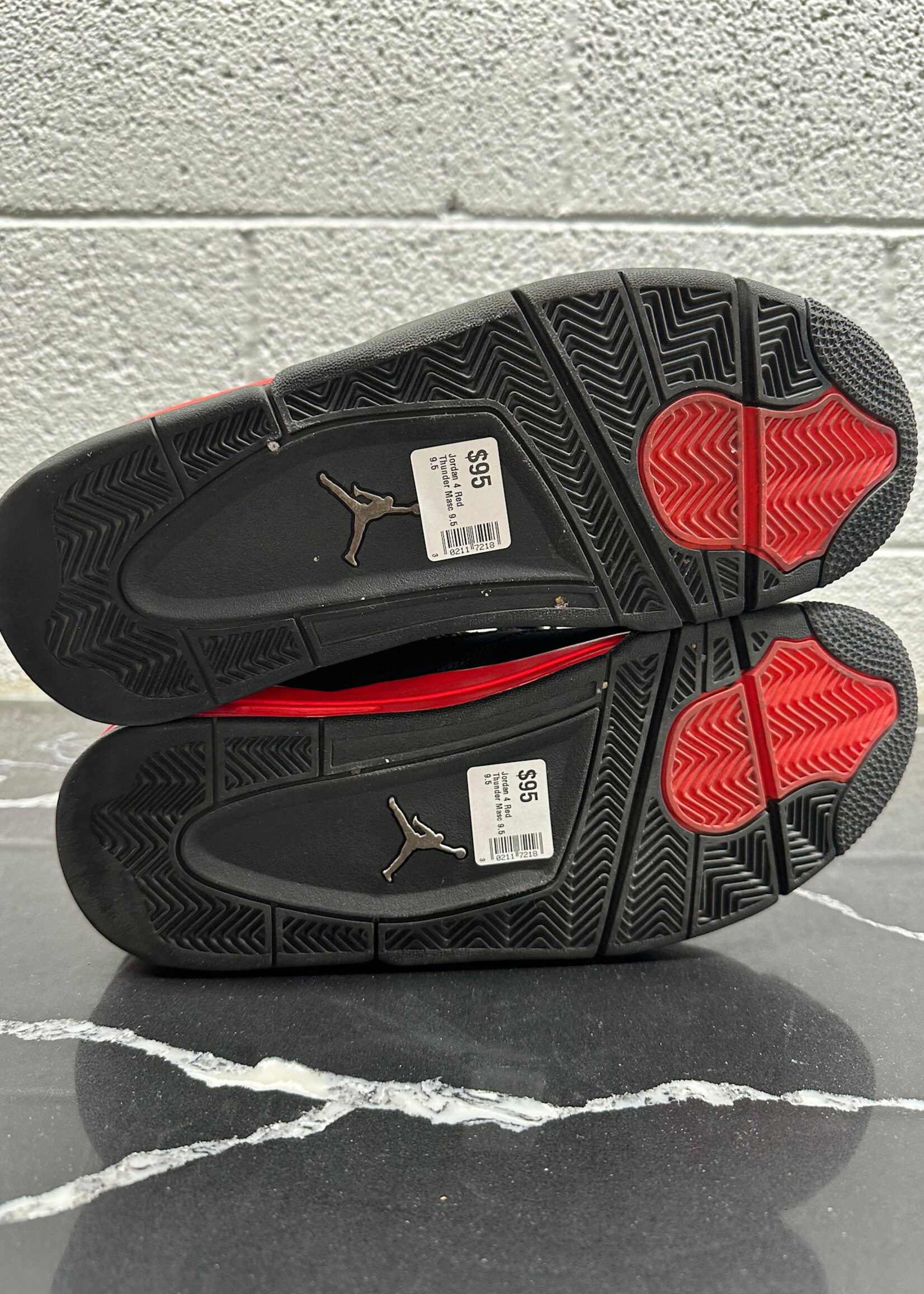 Jordan 4 Red Thunder Masc 9.5