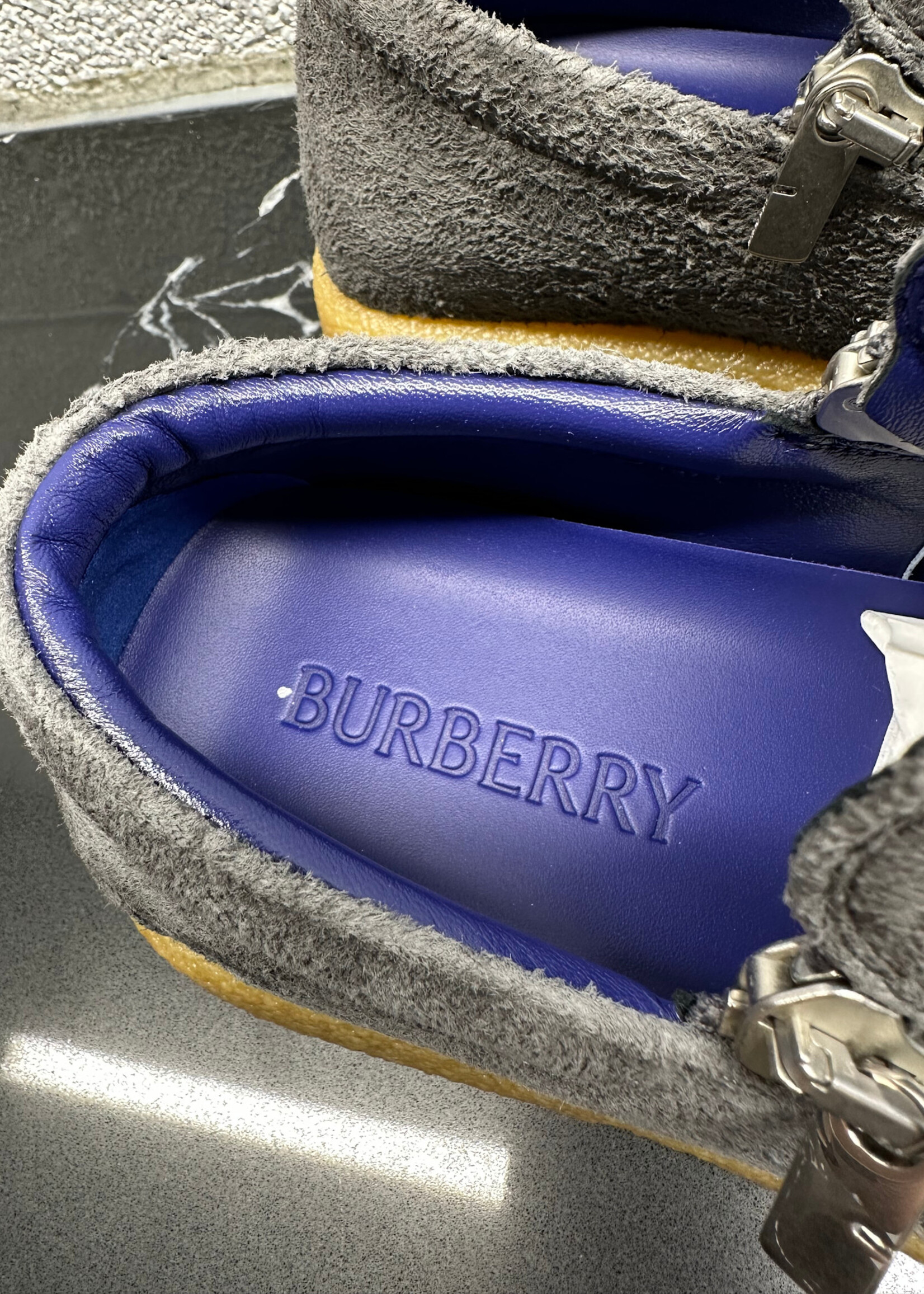 Burberry Prosum Gray Suede Chance Loafers 42/9